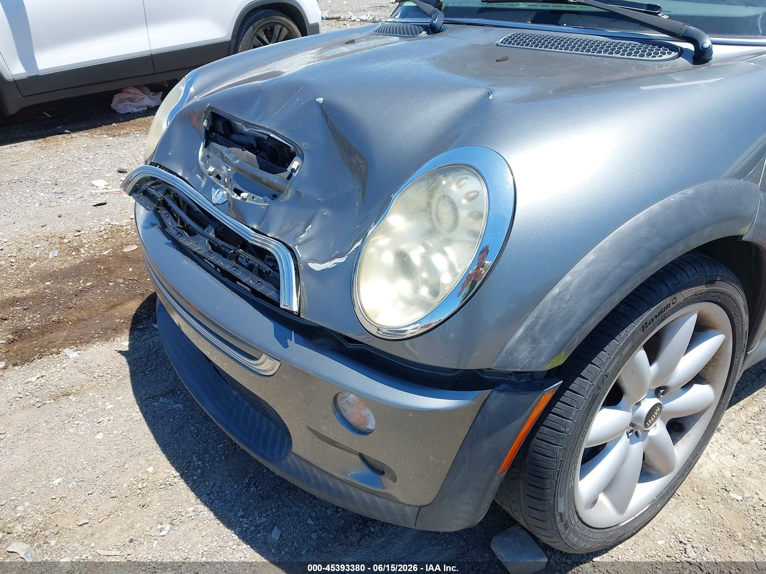 2004 Mini Cooper S   Gray vin: WMWRE334X4TD82969
