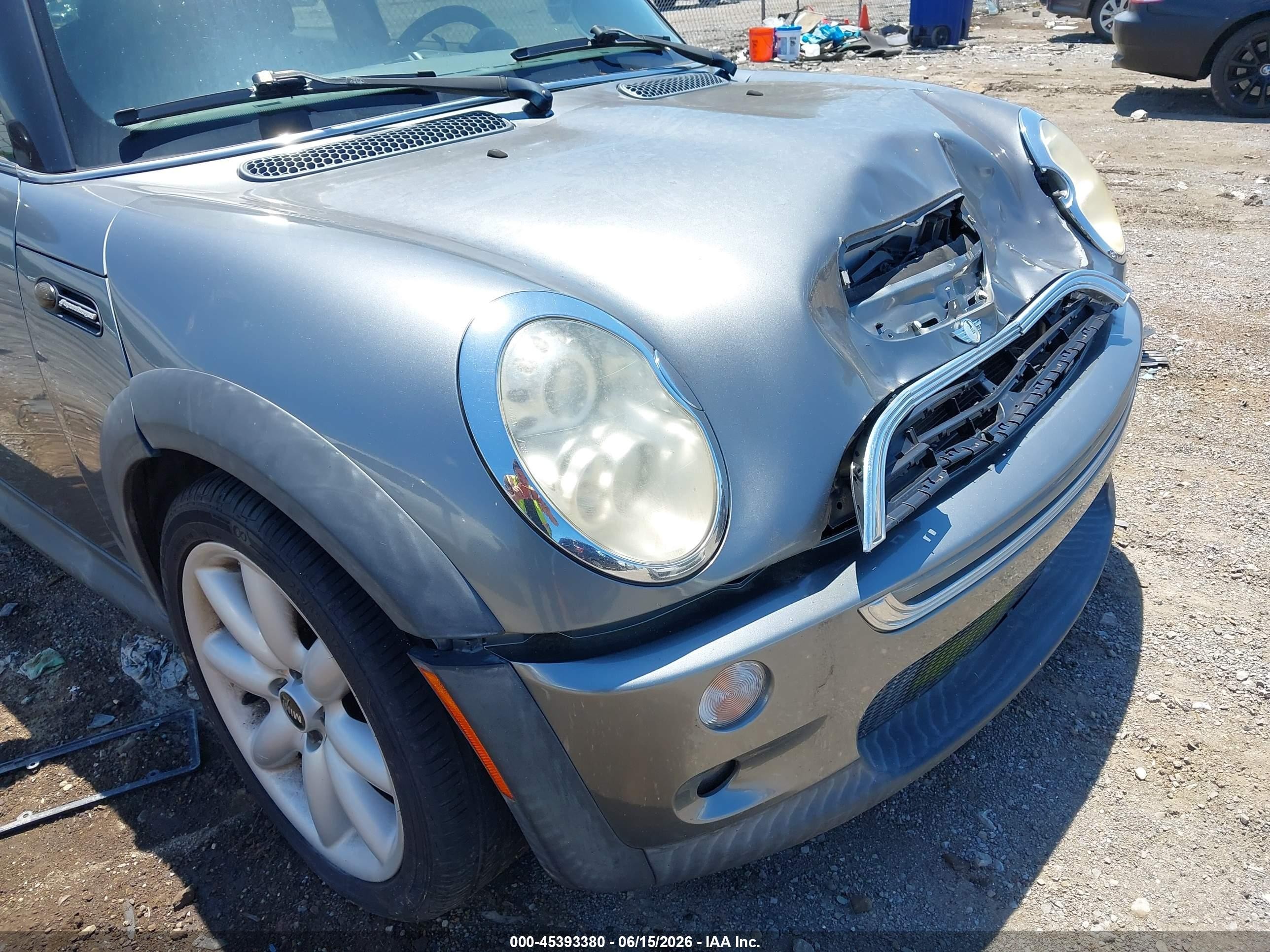 2004 Mini Cooper S   Gray vin: WMWRE334X4TD82969