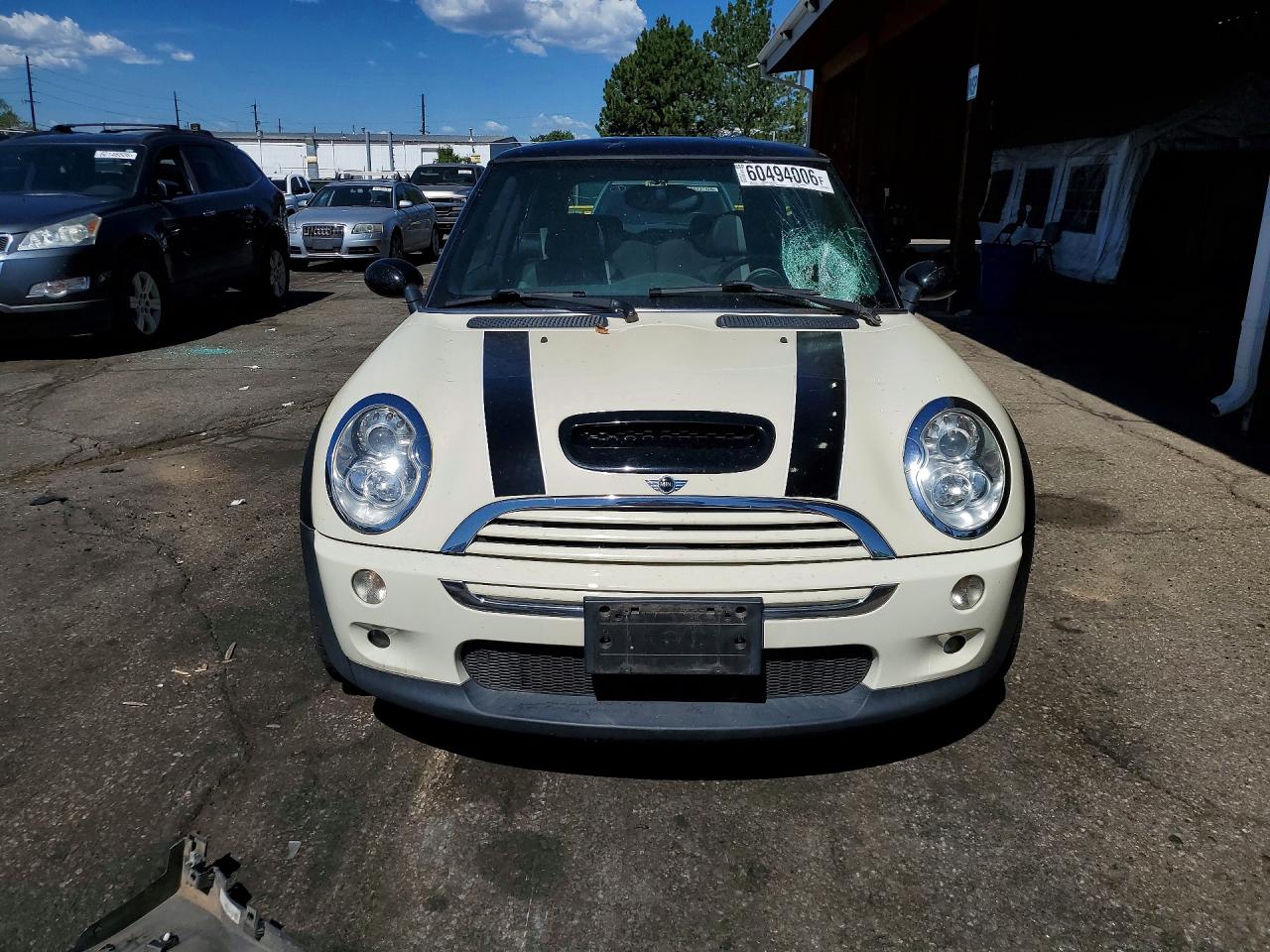 2006 Mini Cooper S White vin: WMWRE33526TL15999