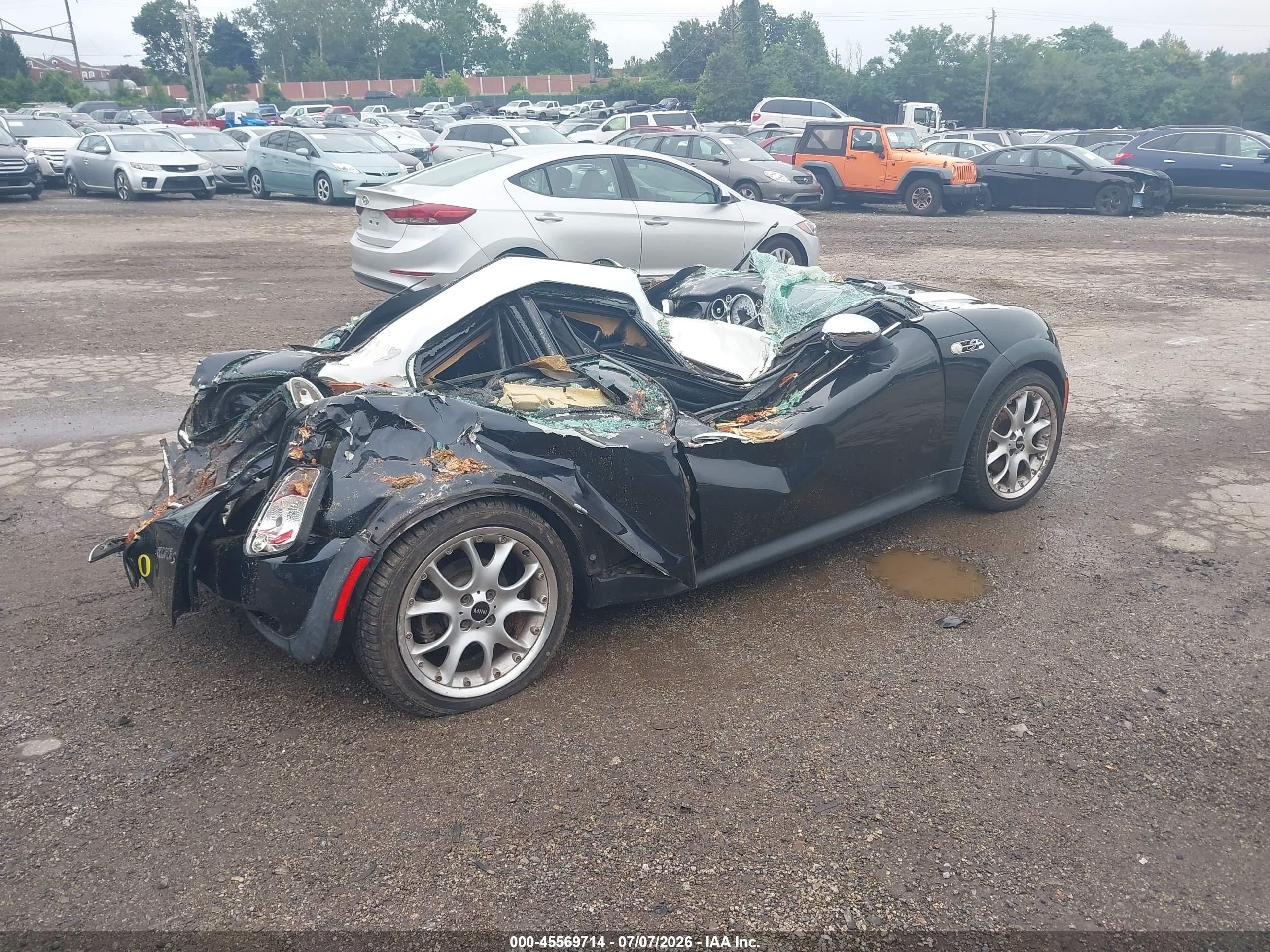 2006 Mini Cooper S   Blue vin: WMWRE33526TN27981