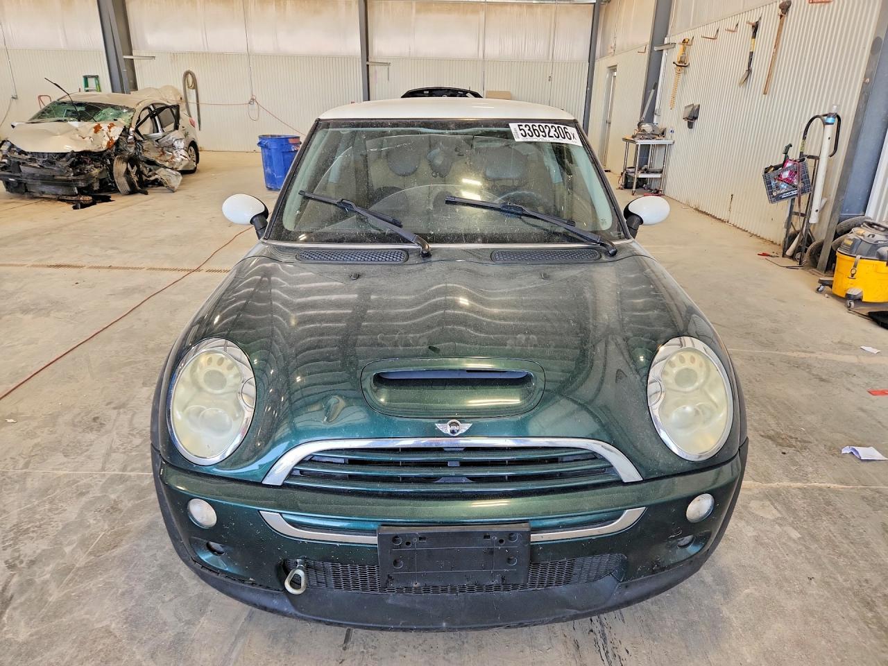 2005 Mini Cooper S Green vin: WMWRE33535TL12608