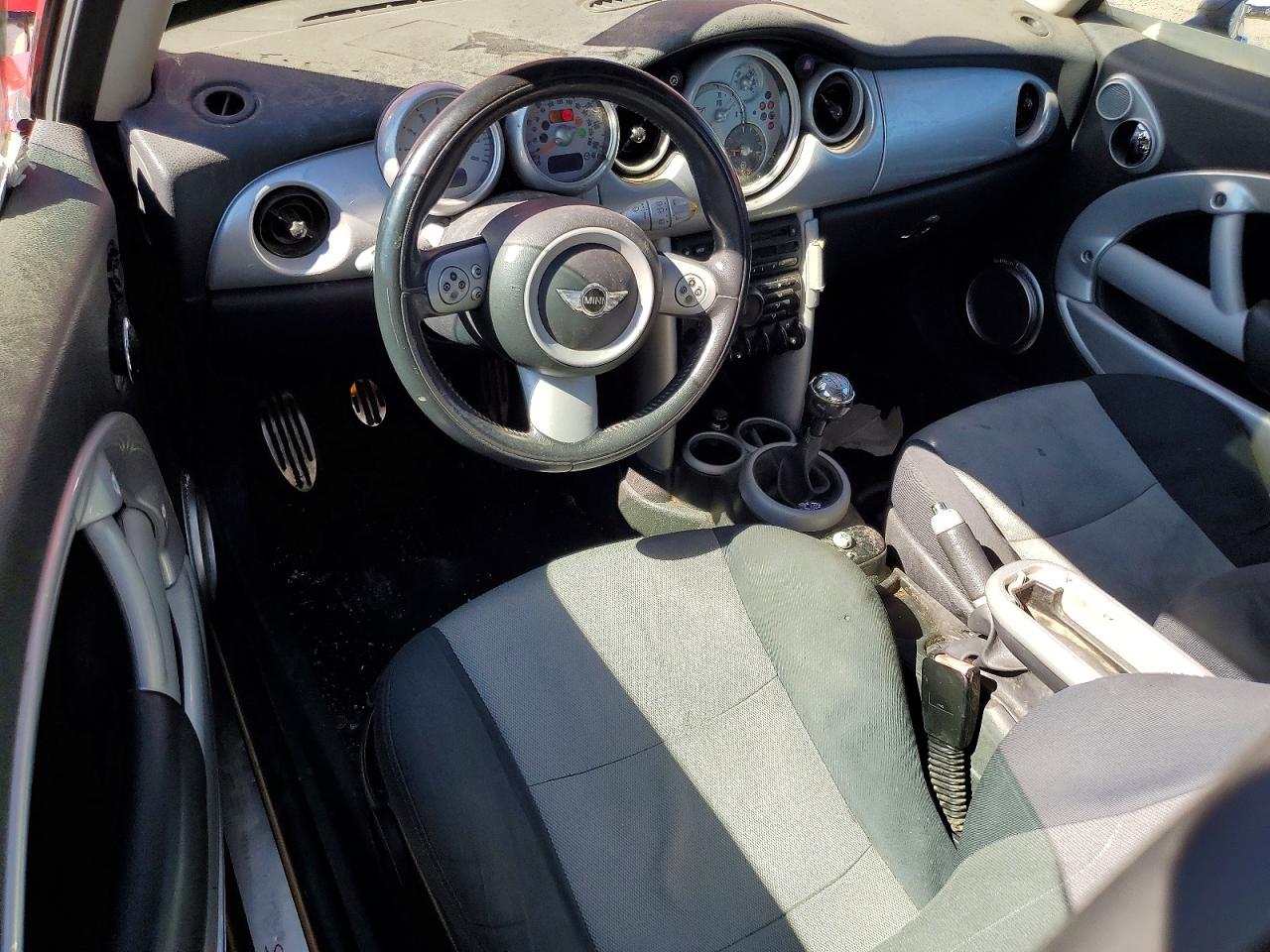 2006 Mini Cooper S Red vin: WMWRE33536TL24825