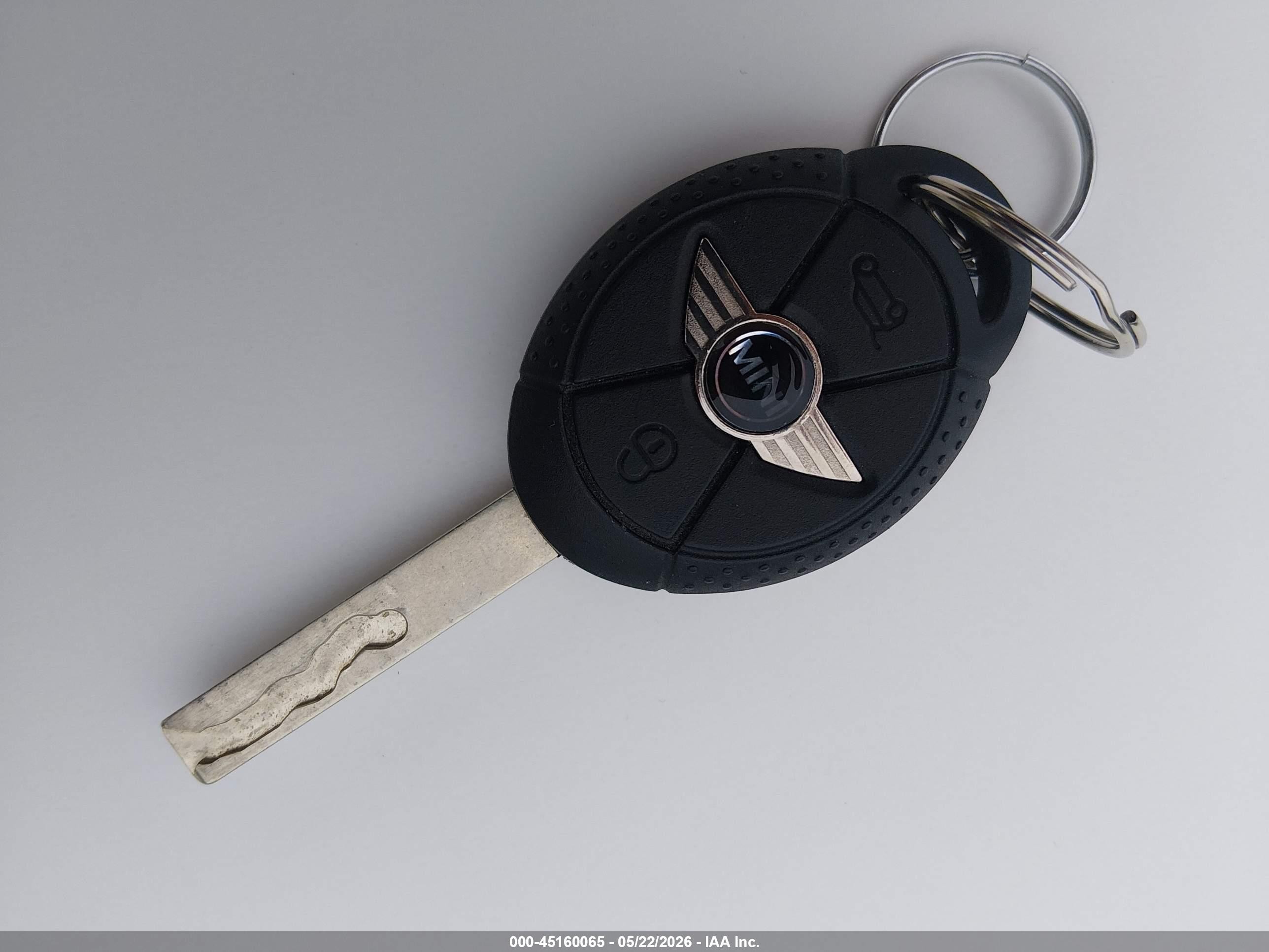 2006 Mini Cooper S Красный vin: WMWRE33546TJ36248