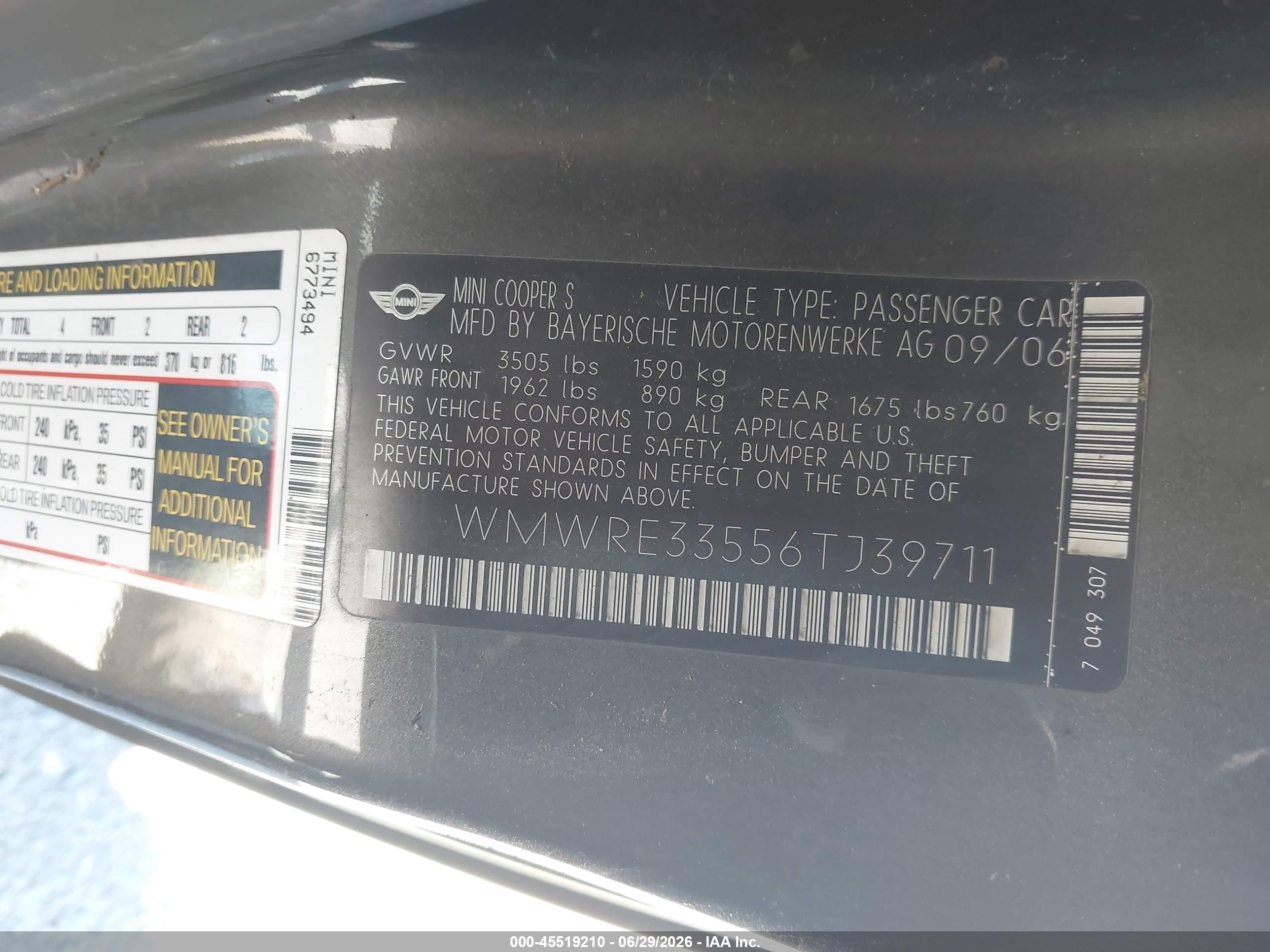 2006 Mini Cooper S   Серый vin: WMWRE33556TJ39711