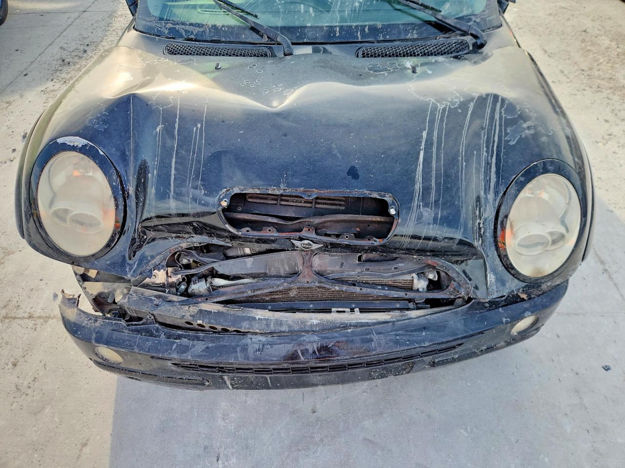 2006 Mini Cooper S Black vin: WMWRE33556TN25707