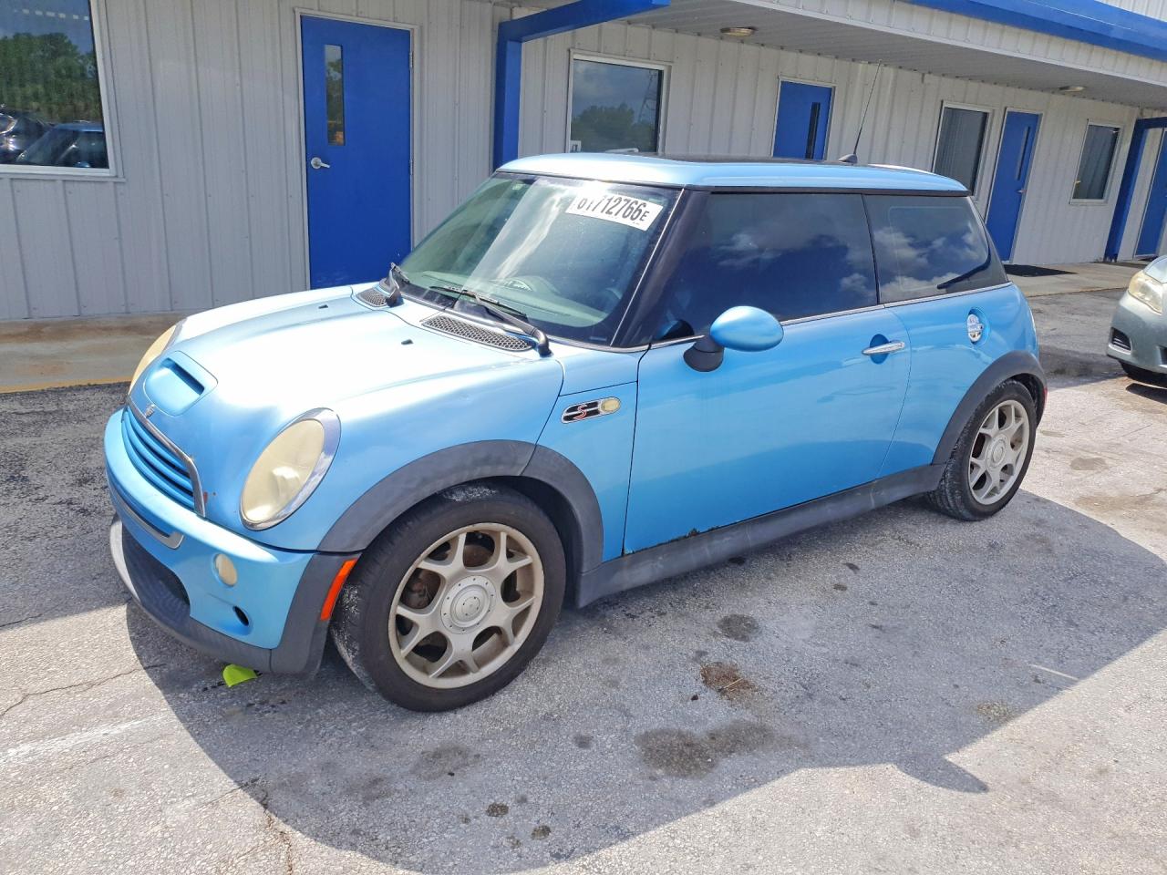 2005 Mini Cooper S Blue vin: WMWRE33565TL14014