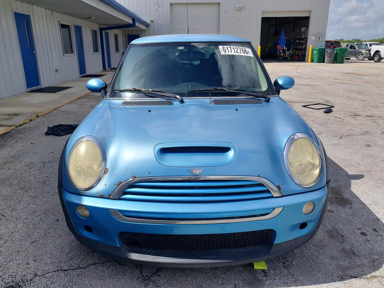 2005 Mini Cooper S Blue vin: WMWRE33565TL14014
