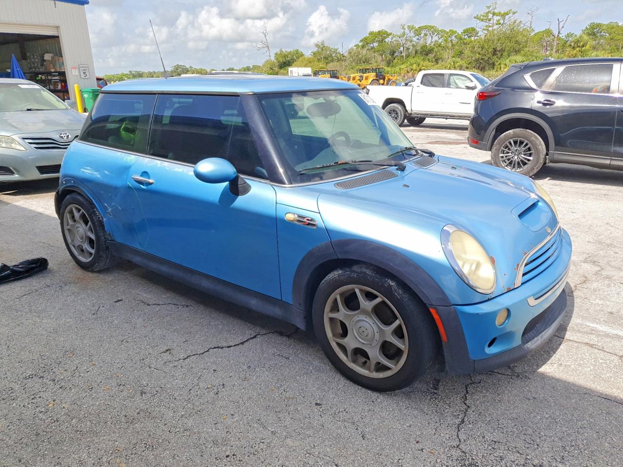 2005 Mini Cooper S Blue vin: WMWRE33565TL14014