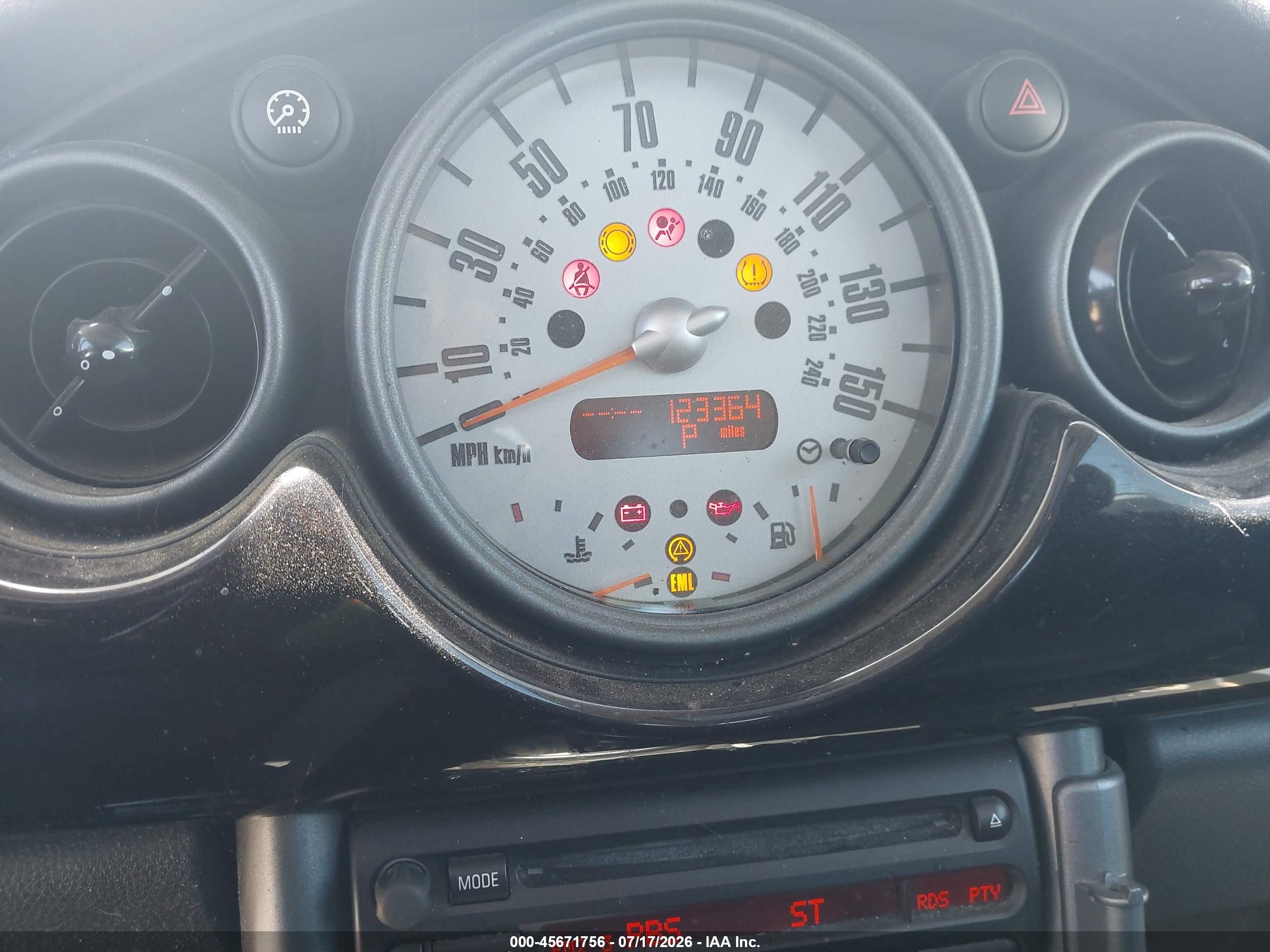 2006 Mini Cooper S   Gray vin: WMWRE33566TJ39331