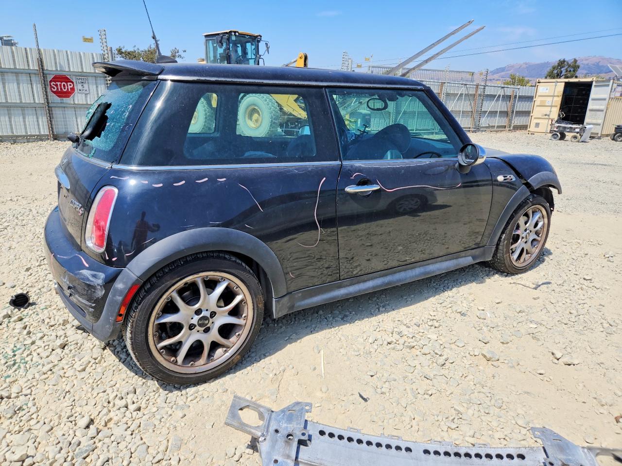 2006 Mini Cooper S Black vin: WMWRE33586TJ40304