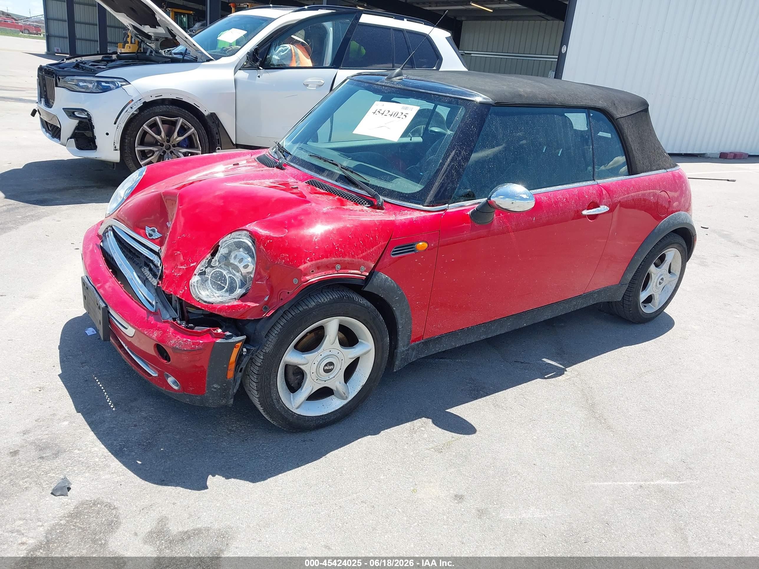 2005 Mini Cooper   Red vin: WMWRF33405TG10119