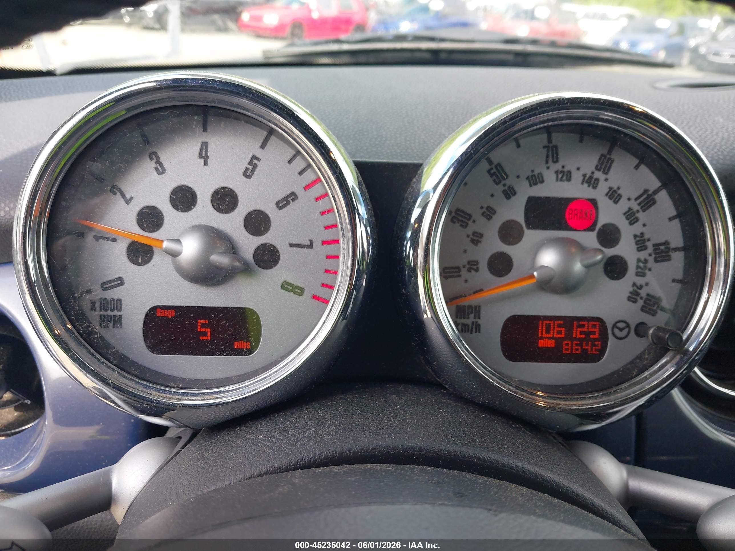 2005 Mini Cooper   Синий vin: WMWRF33455TG10987