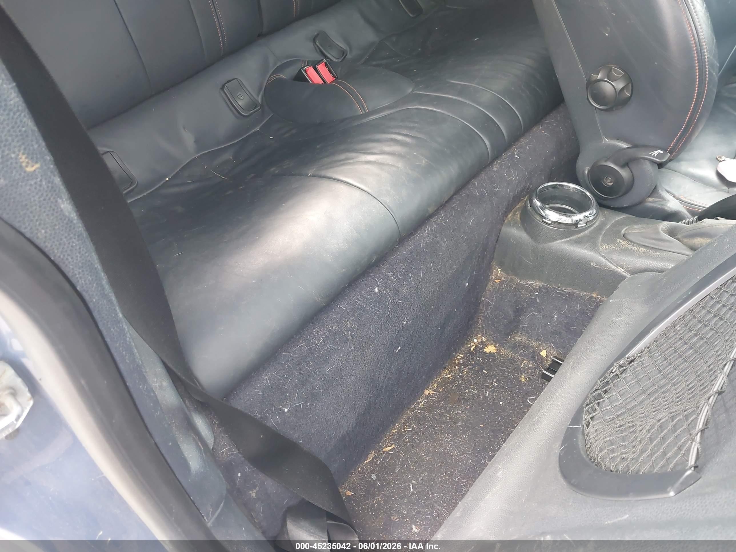 2005 Mini Cooper   Синий vin: WMWRF33455TG10987