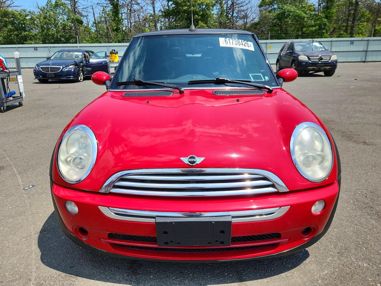 2008 Mini Cooper Base Red vin: WMWRF33508TG18153