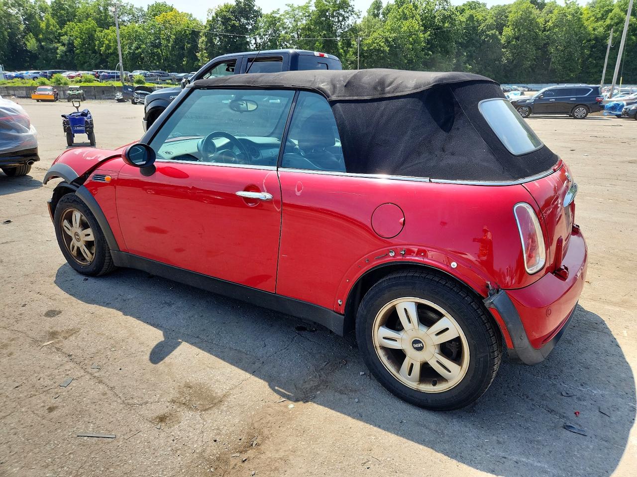 2006 Mini Cooper Red vin: WMWRF33526TG14277