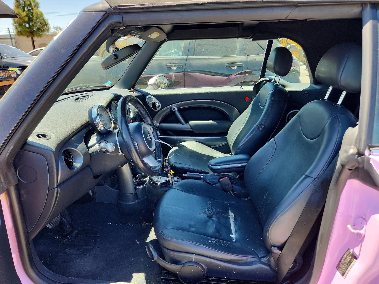 2007 Mini Cooper Pink vin: WMWRF33537TG17478