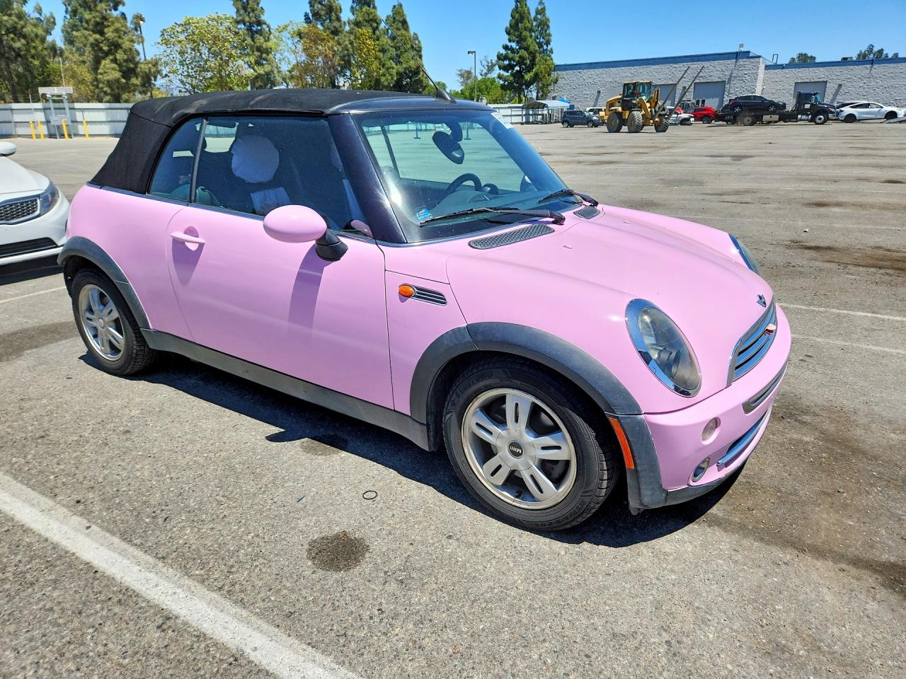 2007 Mini Cooper Pink vin: WMWRF33537TG17478