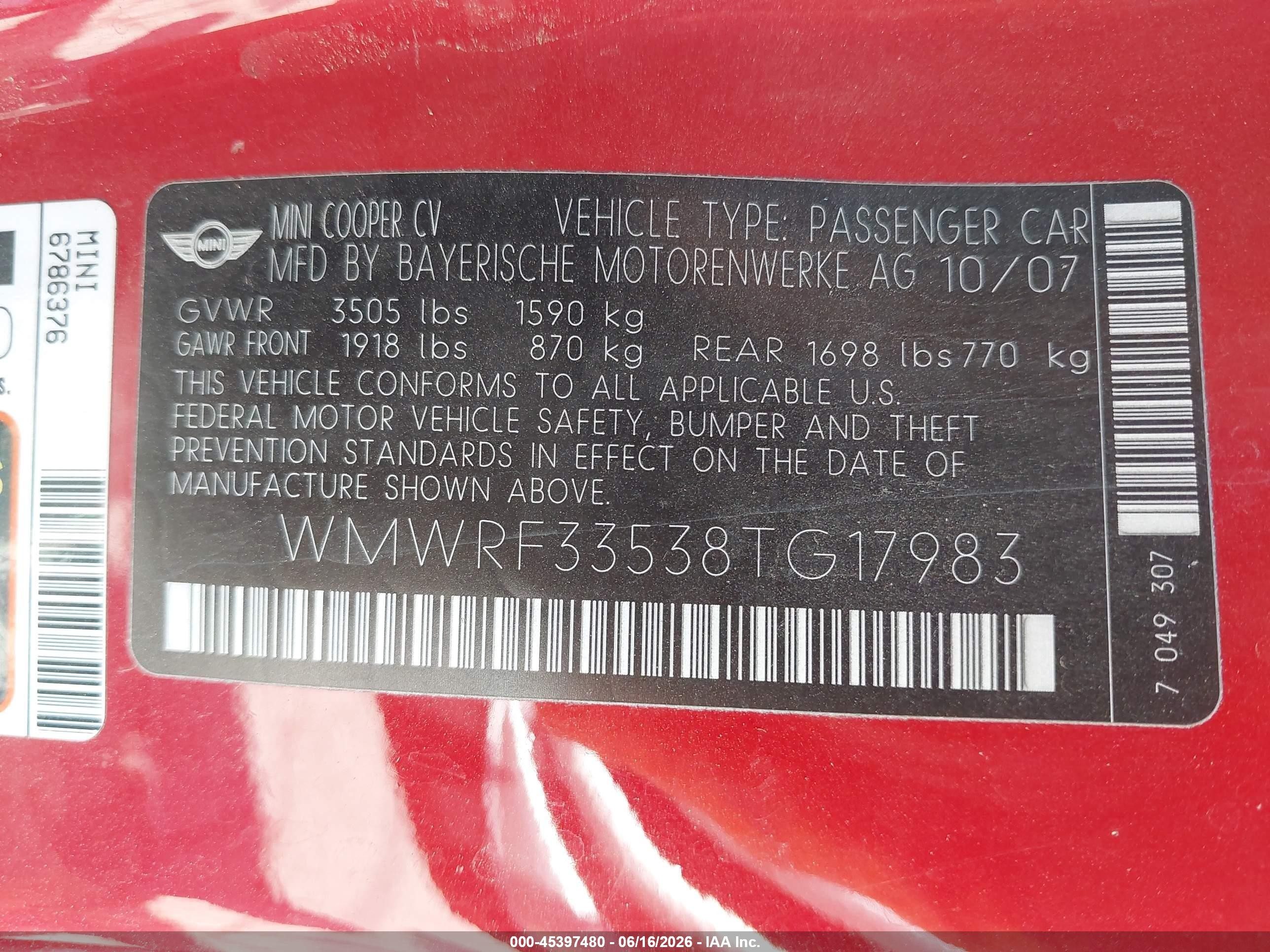 2008 Mini Cooper   Red vin: WMWRF33538TG17983