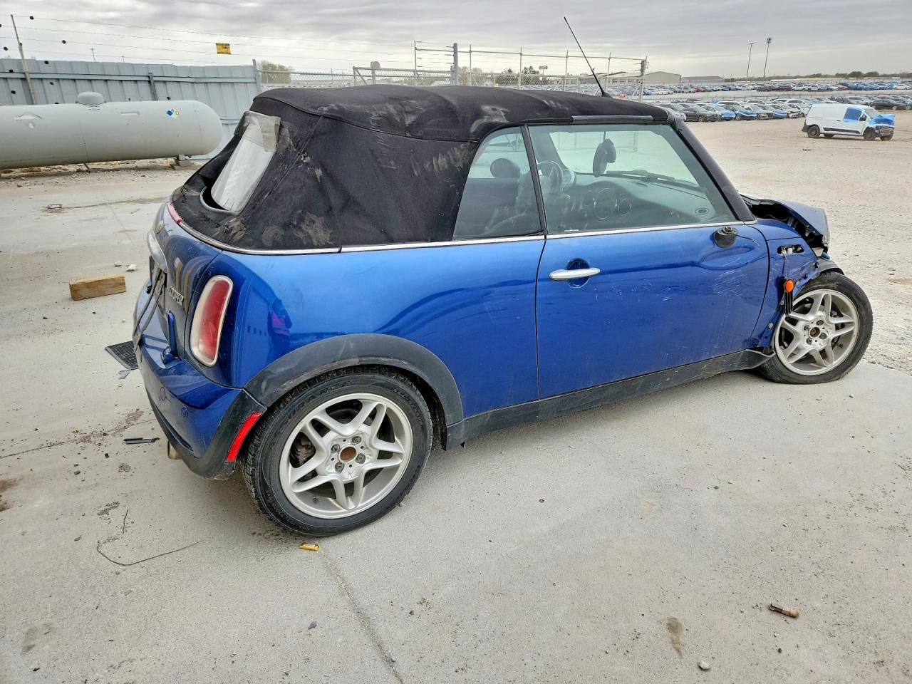 2007 Mini Cooper Blue vin: WMWRF33567TG16664