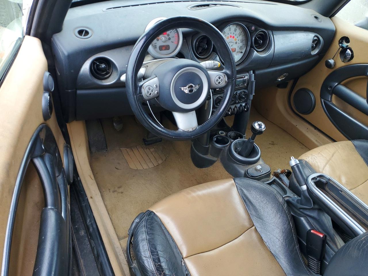 2008 Mini Cooper Cream vin: WMWRF33568TF68164