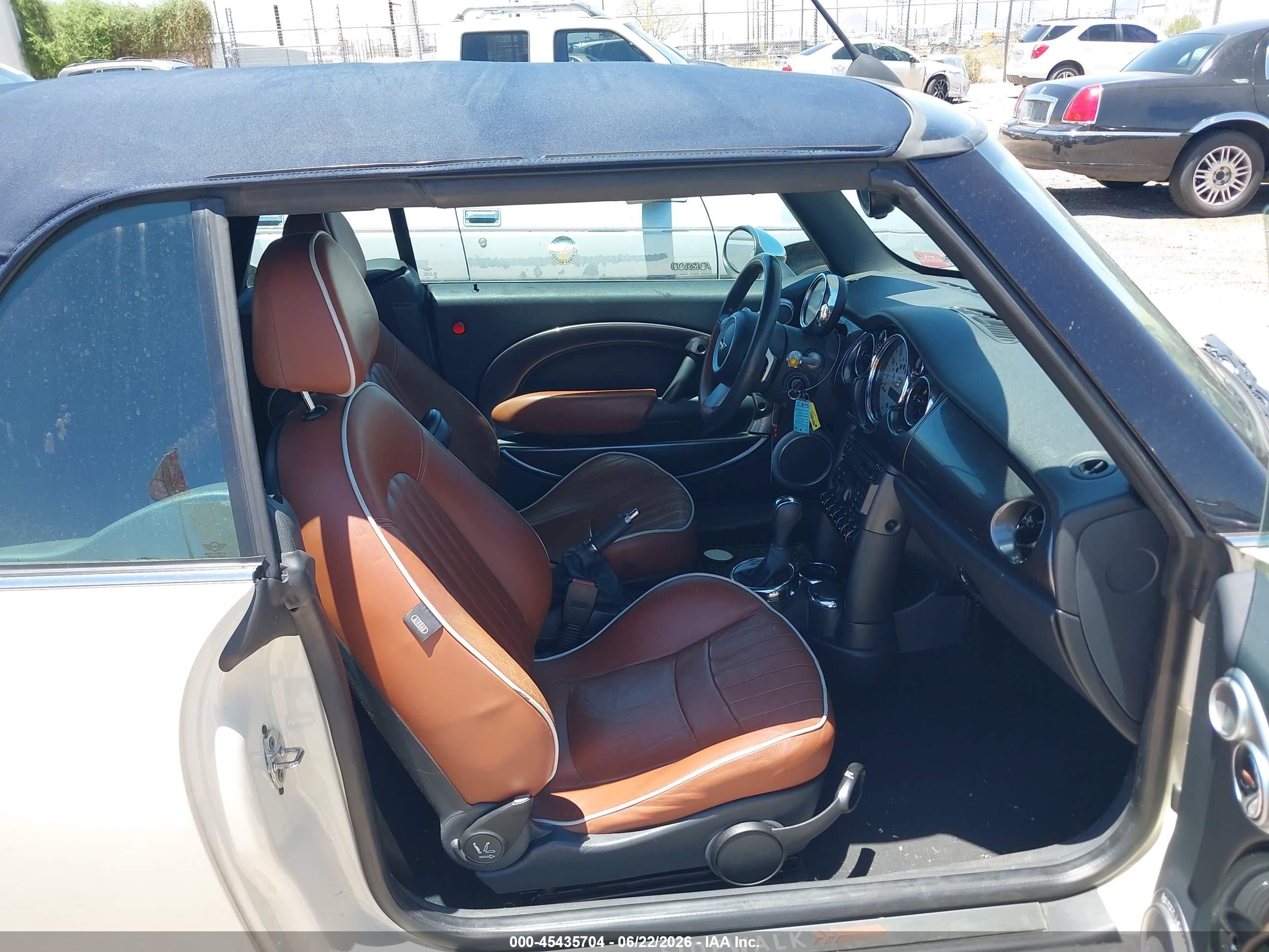 2008 Mini Cooper   Cream vin: WMWRF33568TG18173