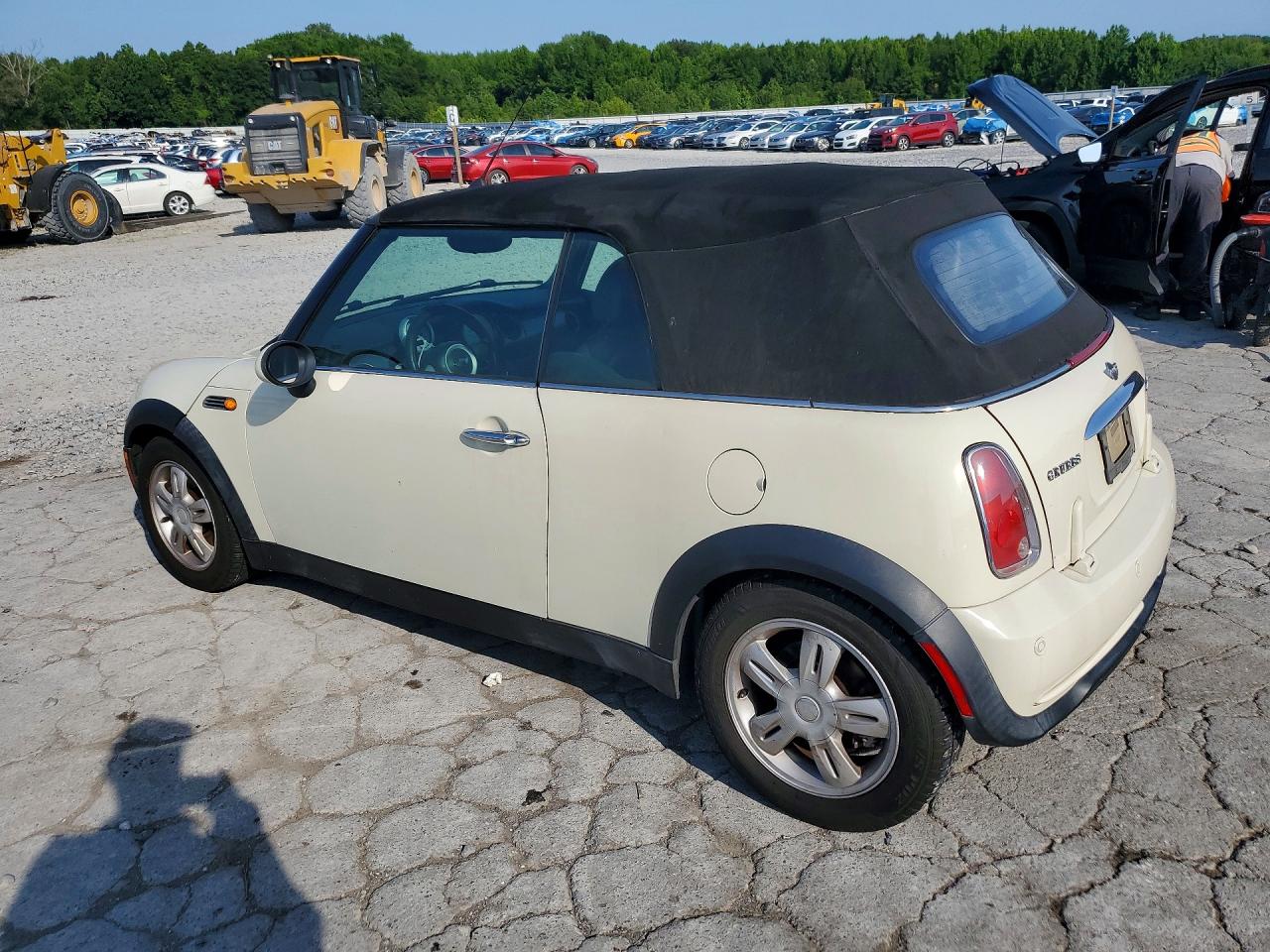 2006 Mini Cooper White vin: WMWRF33576TF65786