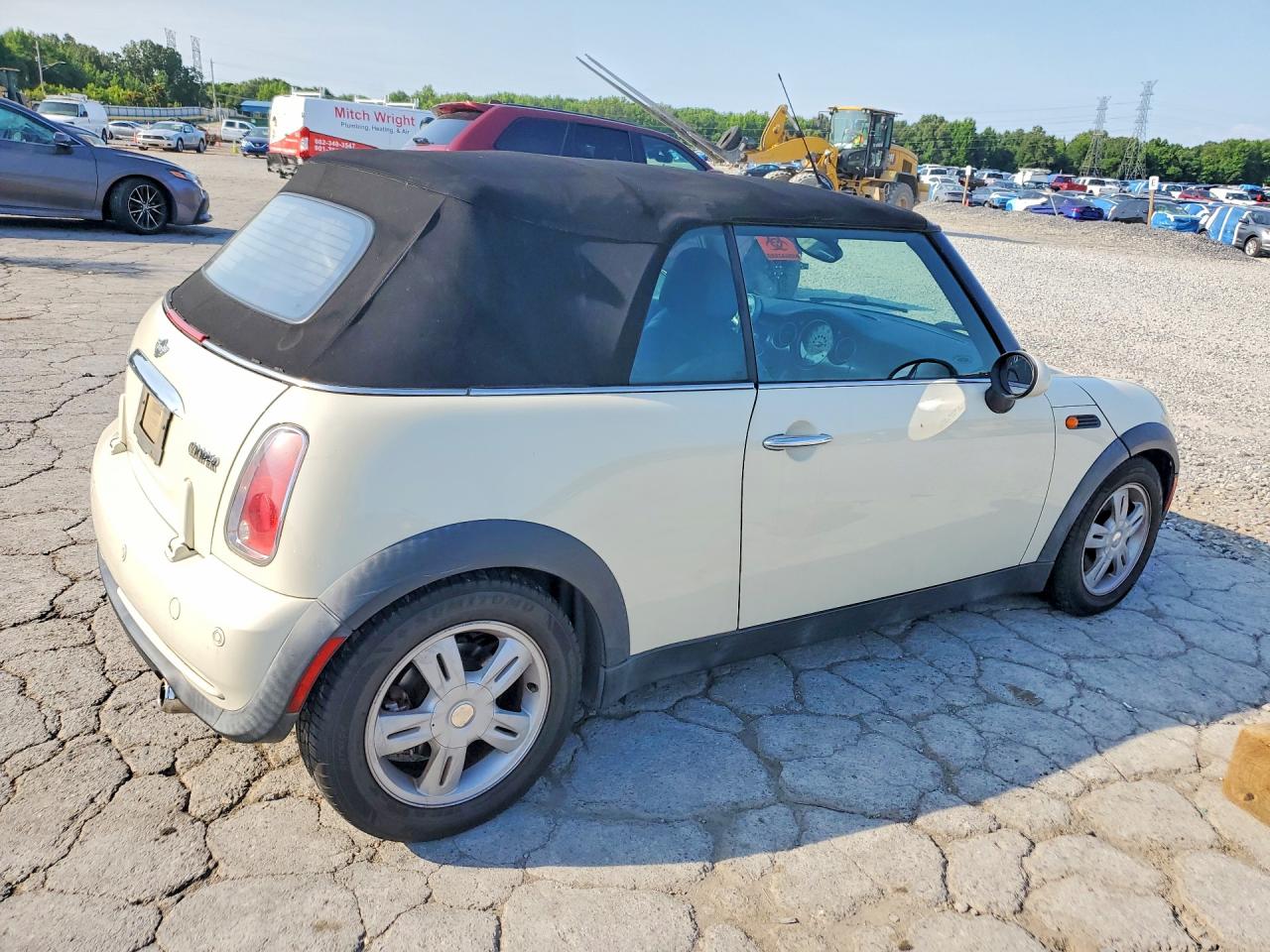 2006 Mini Cooper White vin: WMWRF33576TF65786