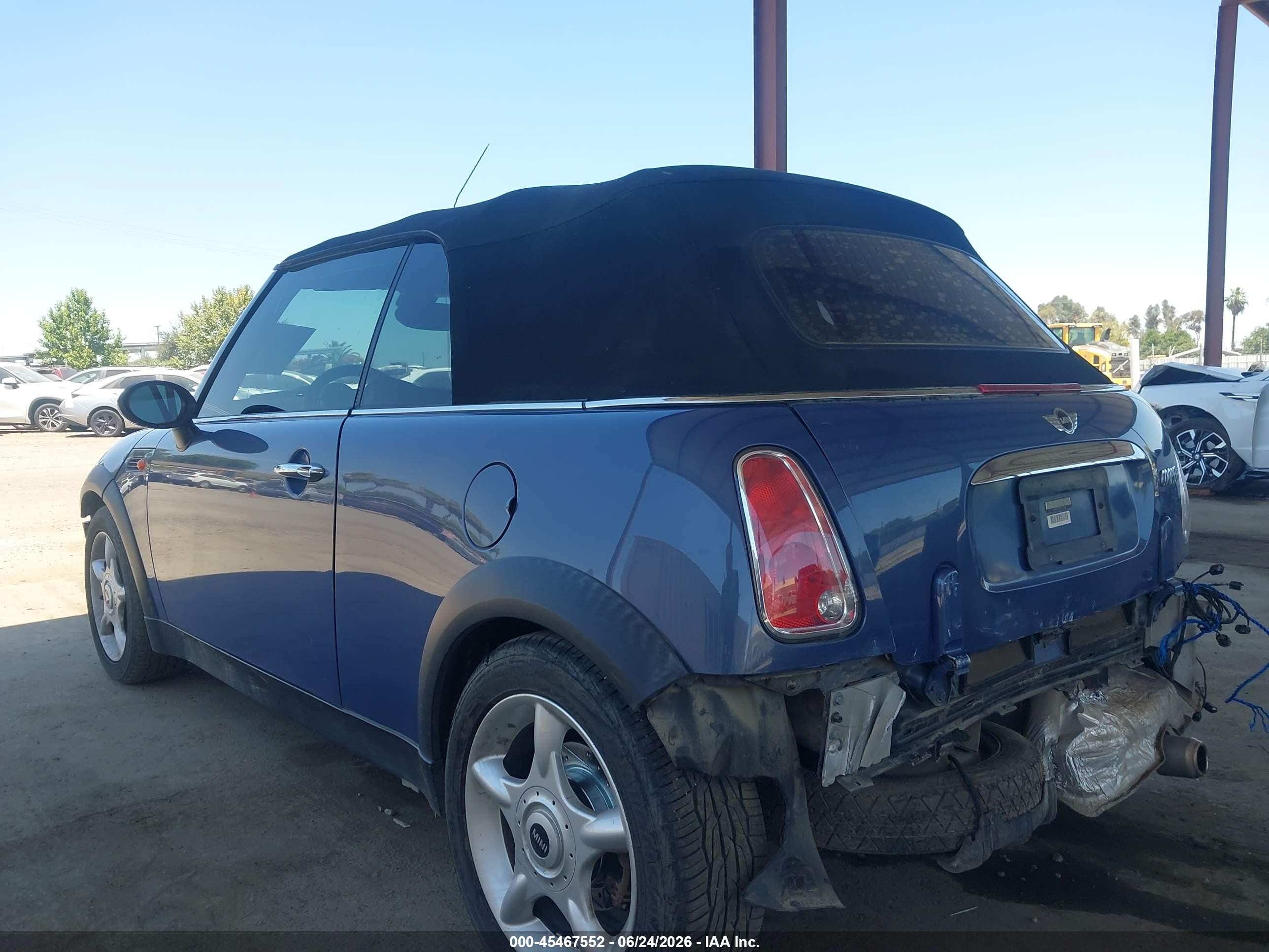 2005 Mini Cooper   Blue vin: WMWRF33585TG13360