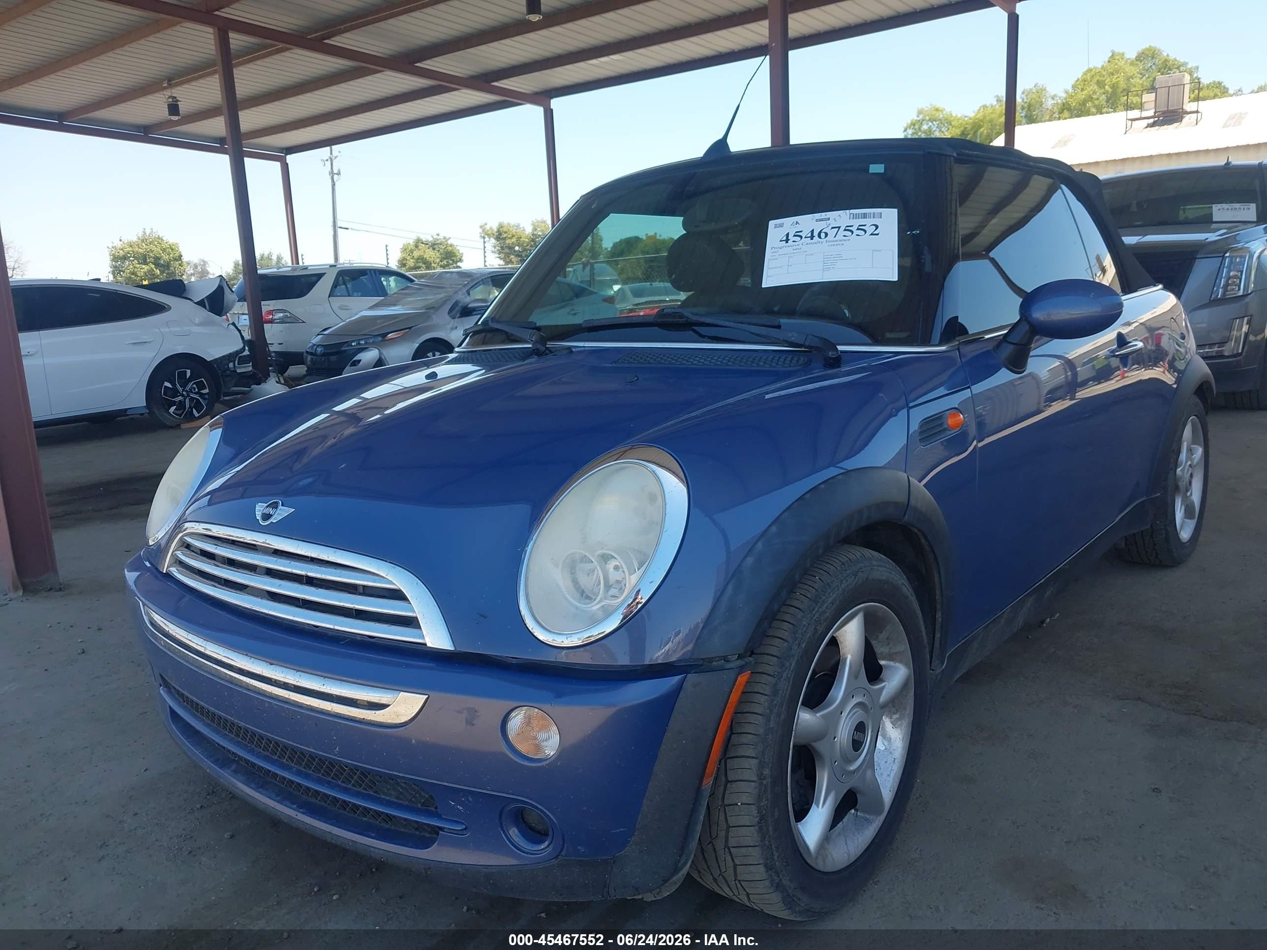 2005 Mini Cooper   Blue vin: WMWRF33585TG13360