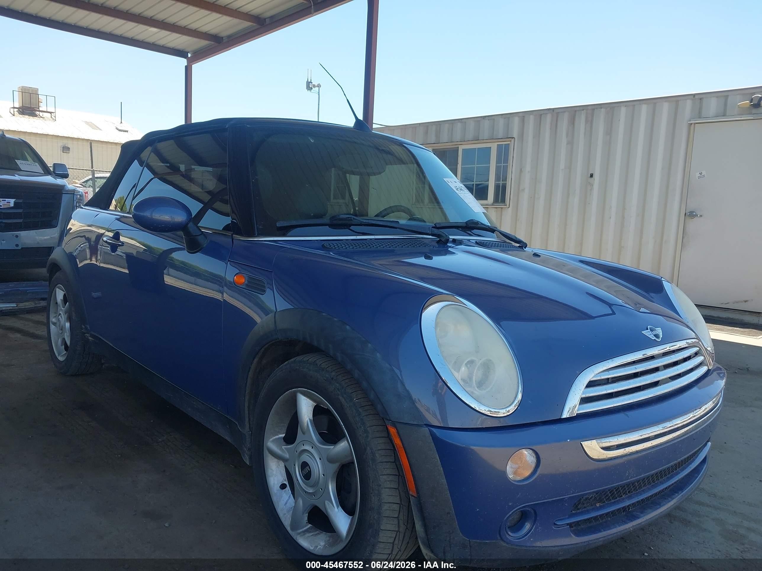 2005 Mini Cooper   Blue vin: WMWRF33585TG13360