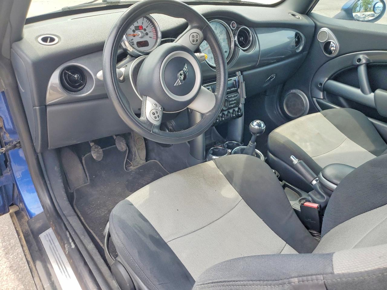 2008 Mini Cooper Синий vin: WMWRF33598TF68286