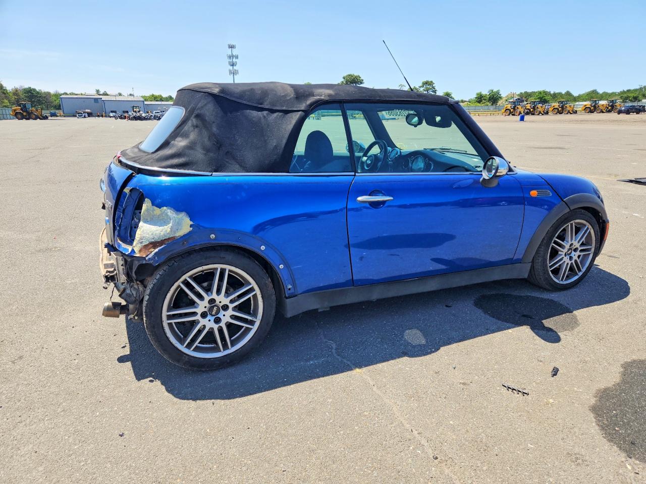2006 Mini Cooper Blue vin: WMWRF335X6TG14253