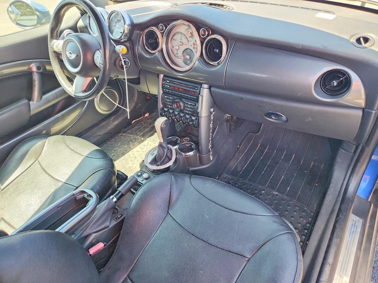 2006 Mini Cooper Blue vin: WMWRF335X6TG14253