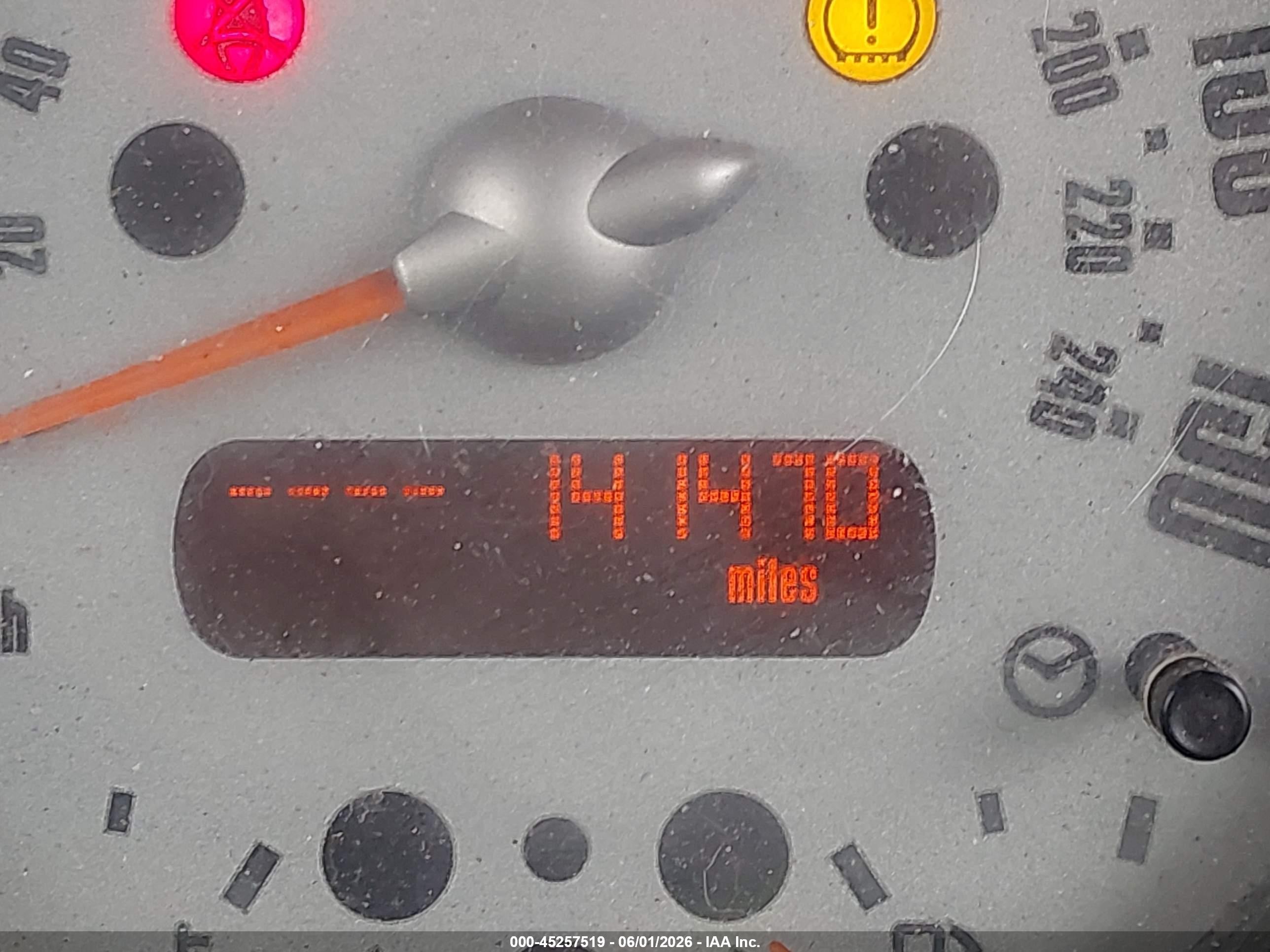 2007 Mini Cooper   Silver vin: WMWRF335X7TF67307