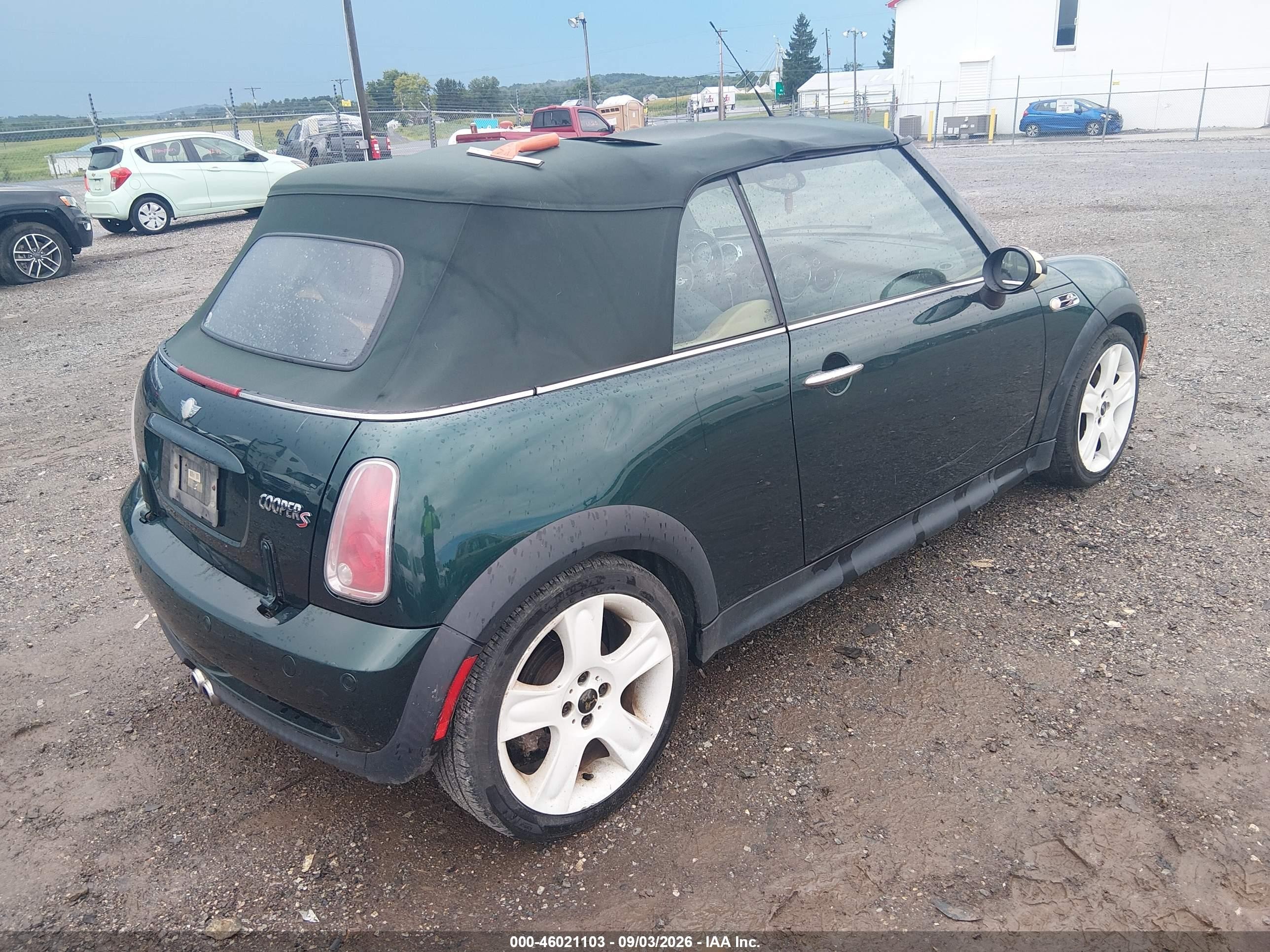 2005 Mini Cooper S   Зеленый vin: WMWRH33435TF80723