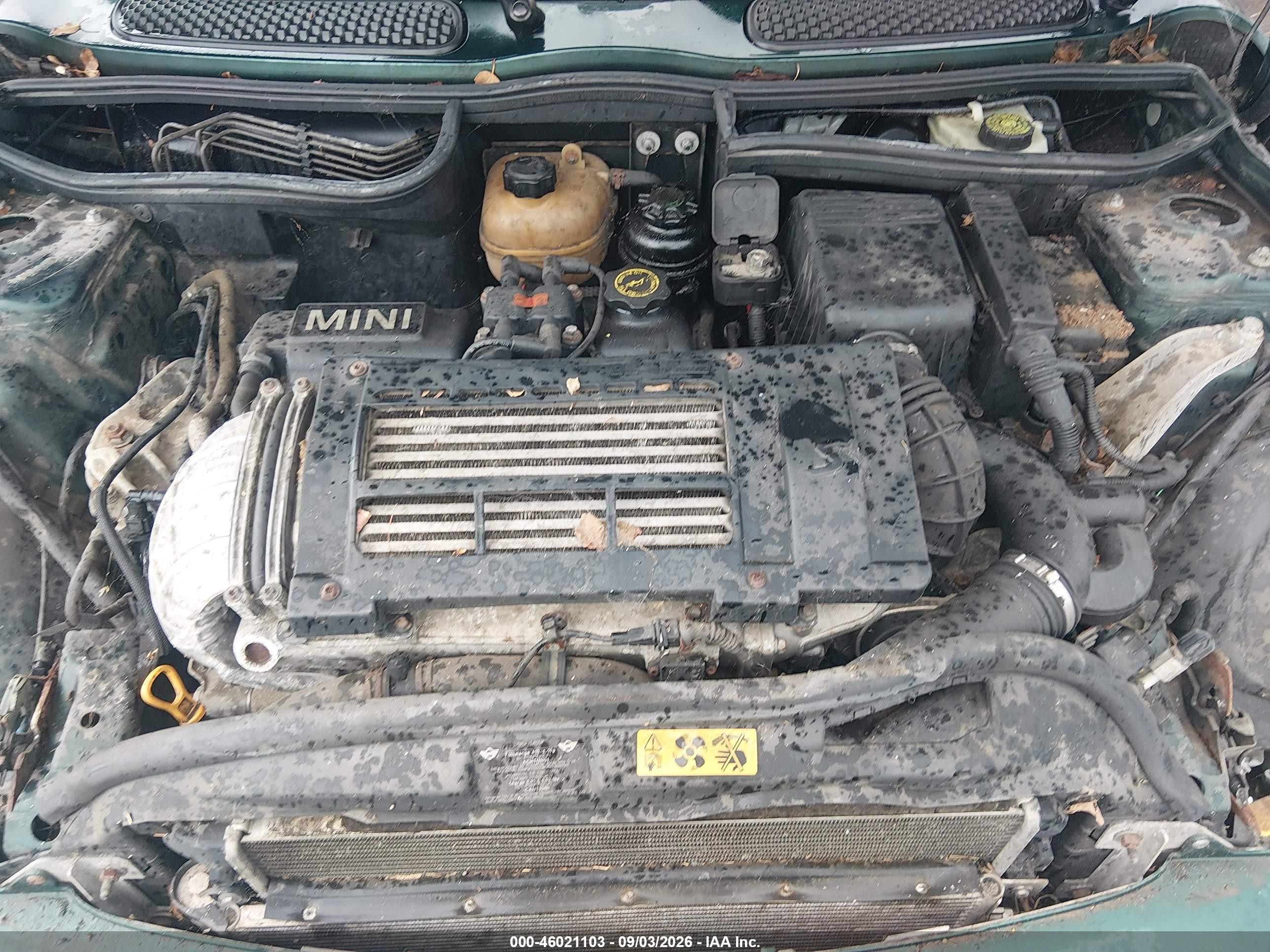 2005 Mini Cooper S   Зеленый vin: WMWRH33435TF80723