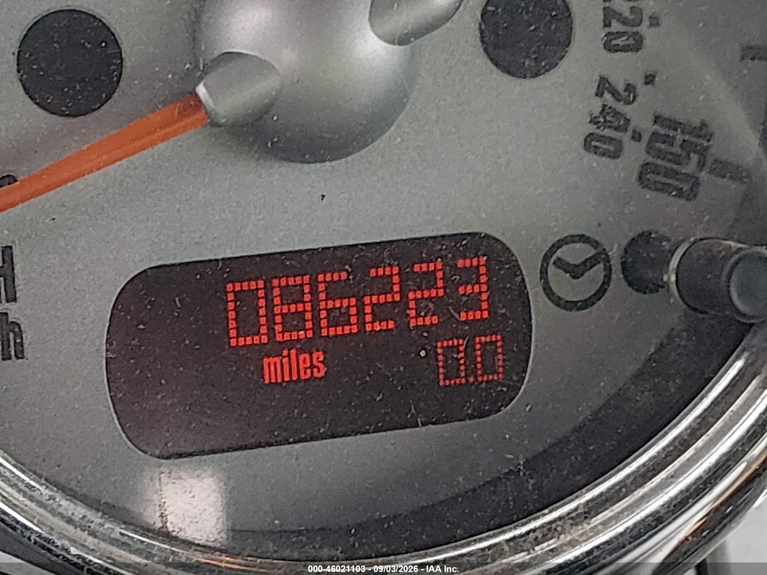 2005 Mini Cooper S   Зеленый vin: WMWRH33435TF80723