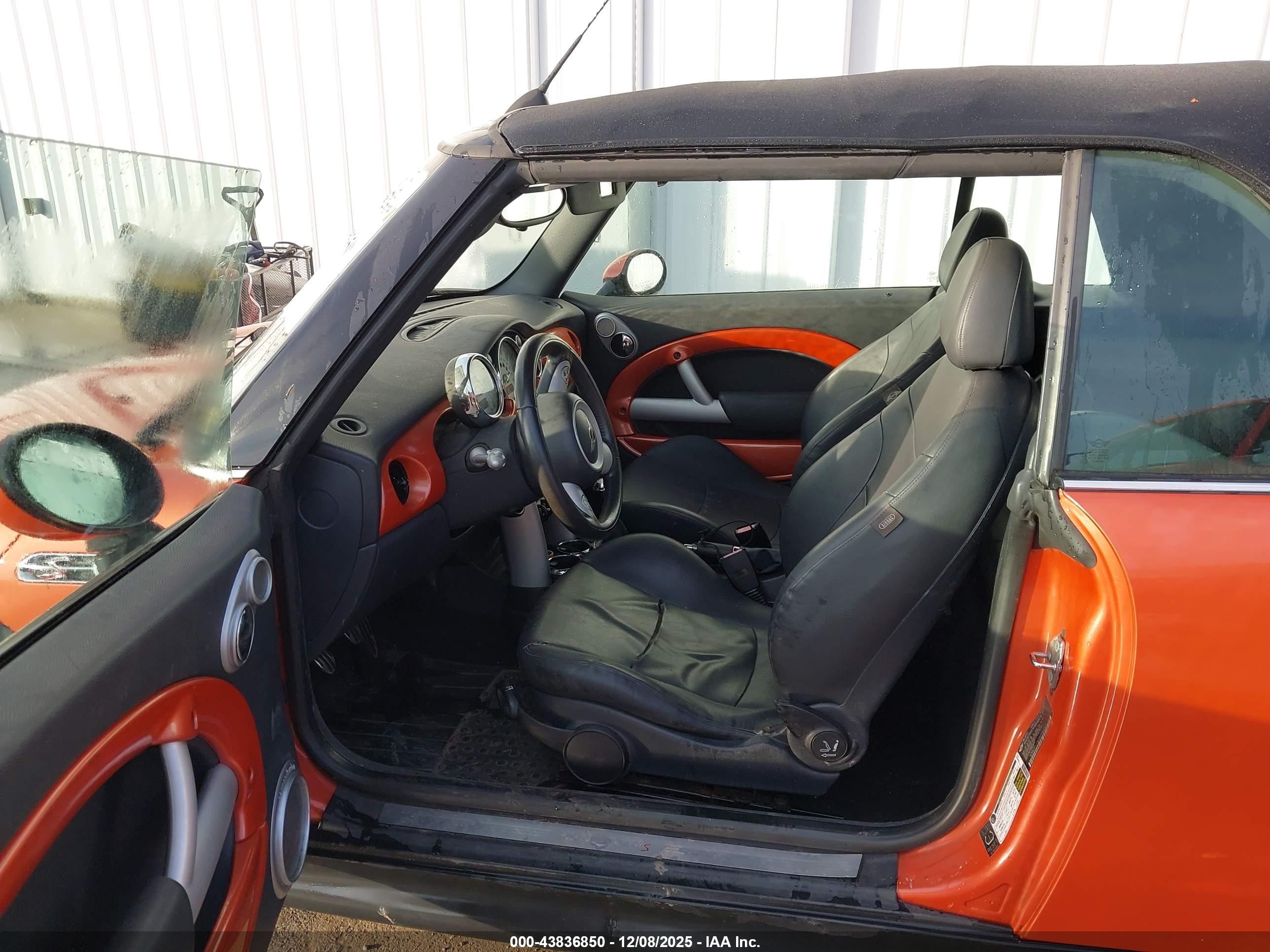 2005 Mini Cooper S   Orange vin: WMWRH33455TF81002