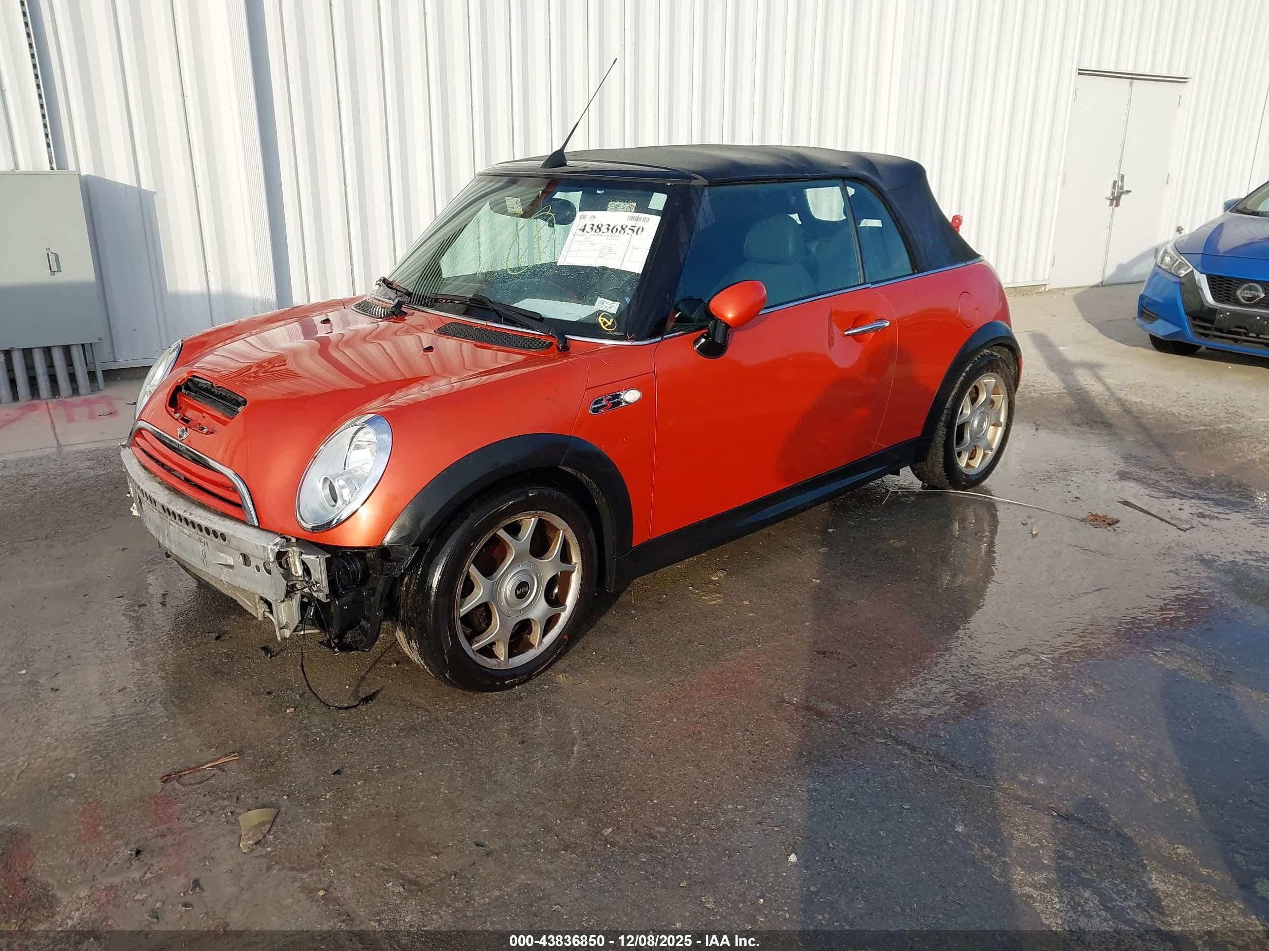 2005 Mini Cooper S   Orange vin: WMWRH33455TF81002