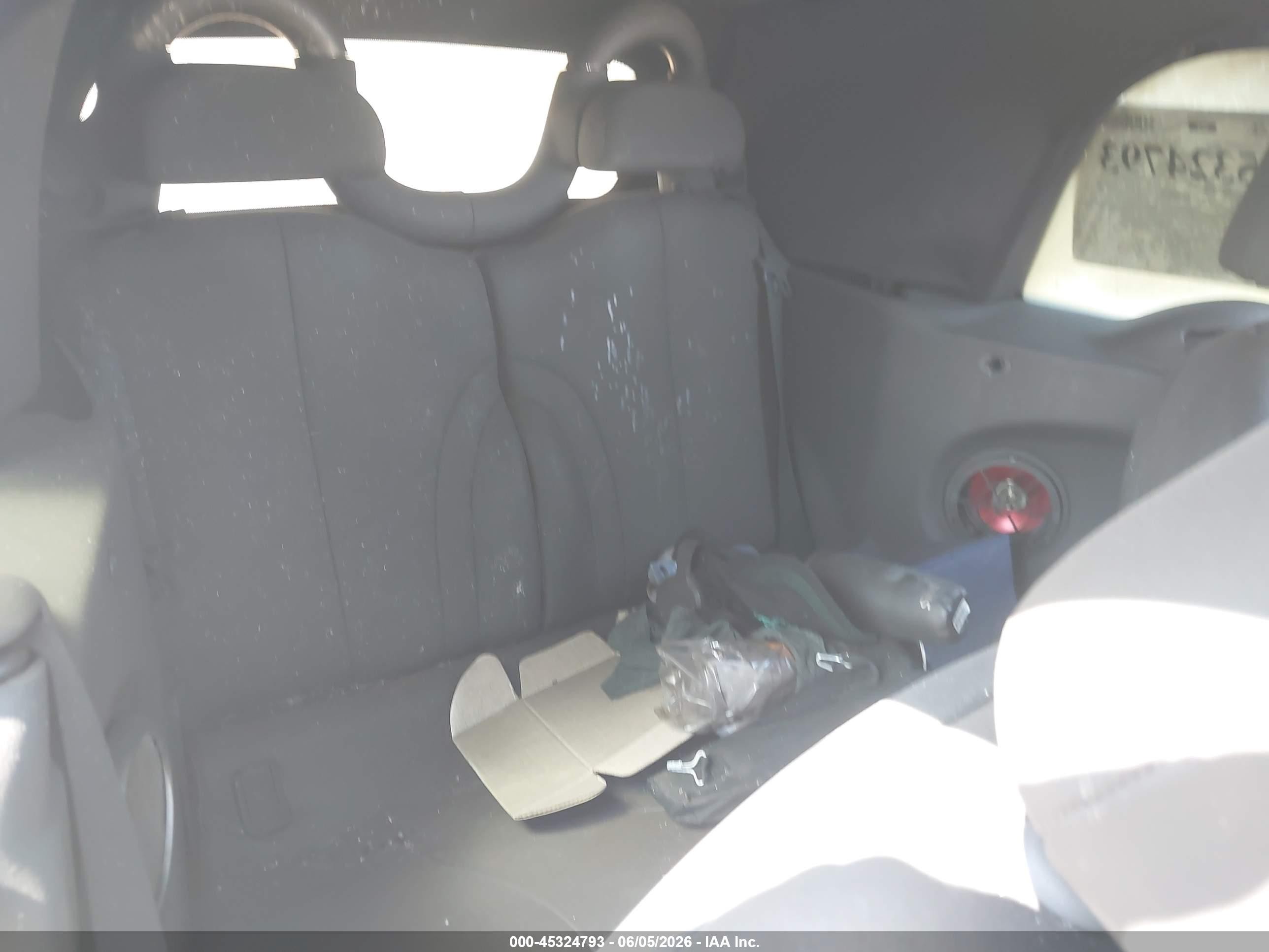2005 Mini Cooper S   Серый vin: WMWRH33475TF81812