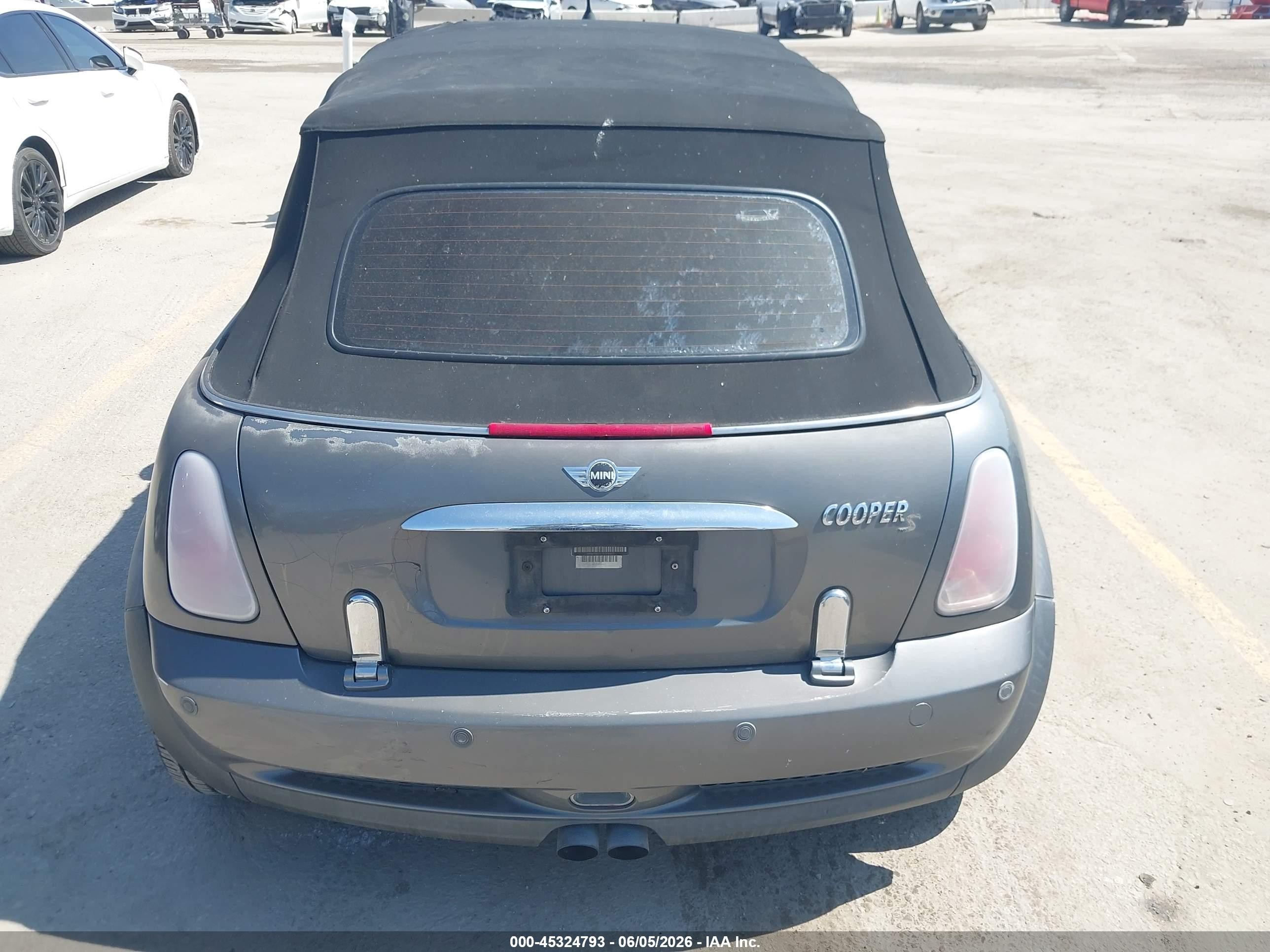 2005 Mini Cooper S   Серый vin: WMWRH33475TF81812