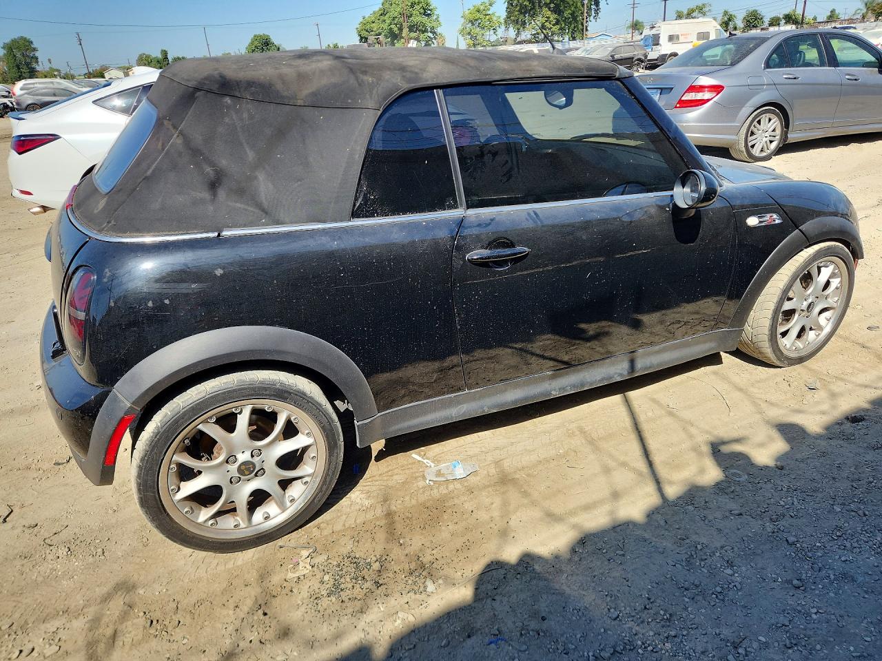 2005 Mini Cooper S Black vin: WMWRH33485TF80815