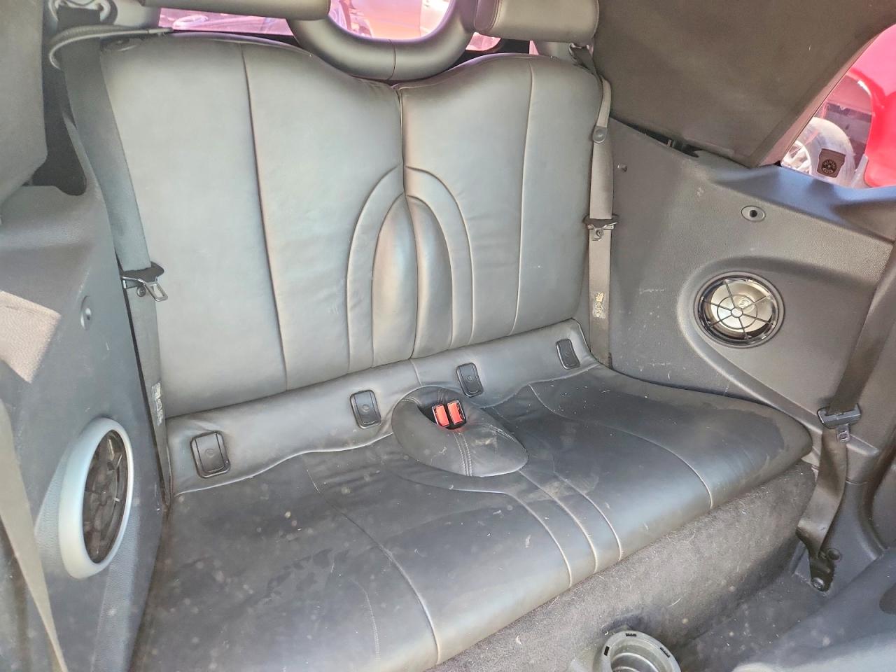 2005 Mini Cooper S Black vin: WMWRH33485TF80815