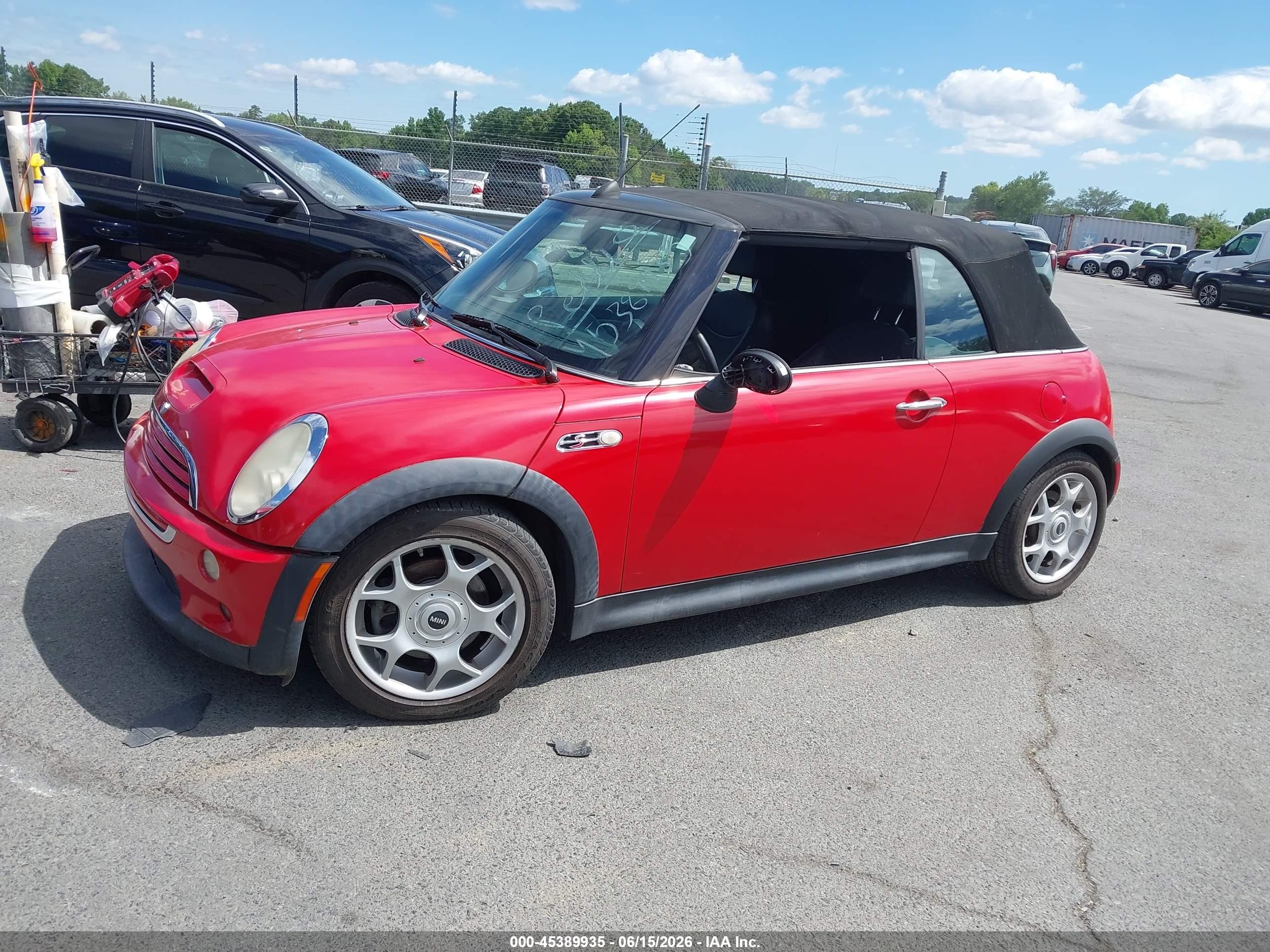 2007 Mini Cooper S   Red vin: WMWRH33507TJ43688