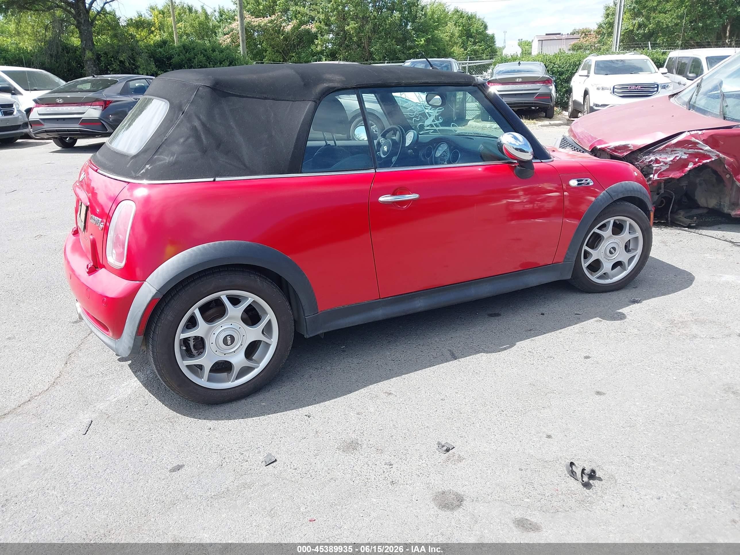 2007 Mini Cooper S   Red vin: WMWRH33507TJ43688