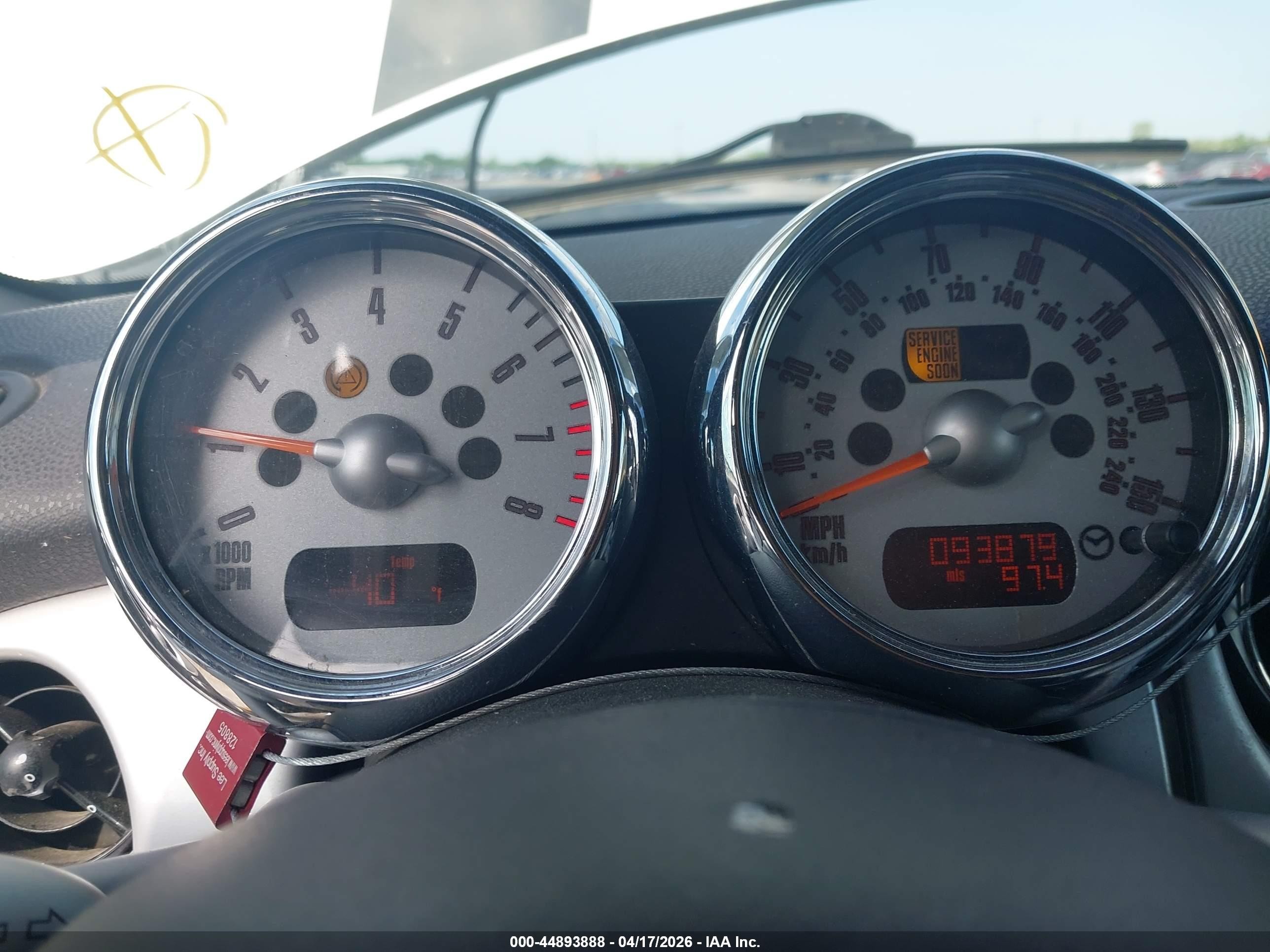 2007 Mini Cooper S   Silver vin: WMWRH33527TL95524