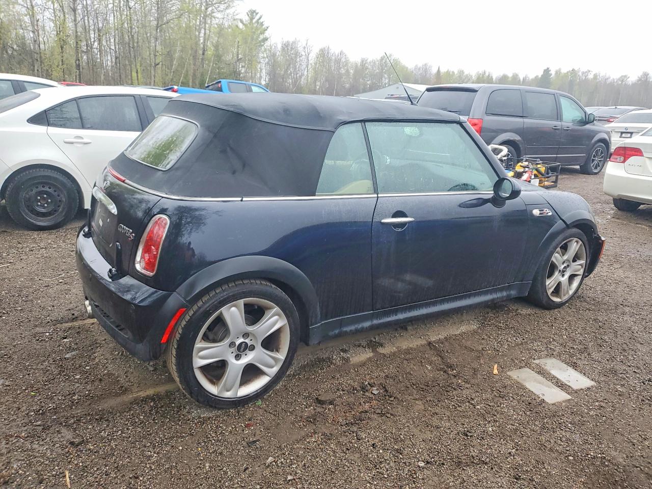 2008 Mini Cooper S Black vin: WMWRH33528TL97582