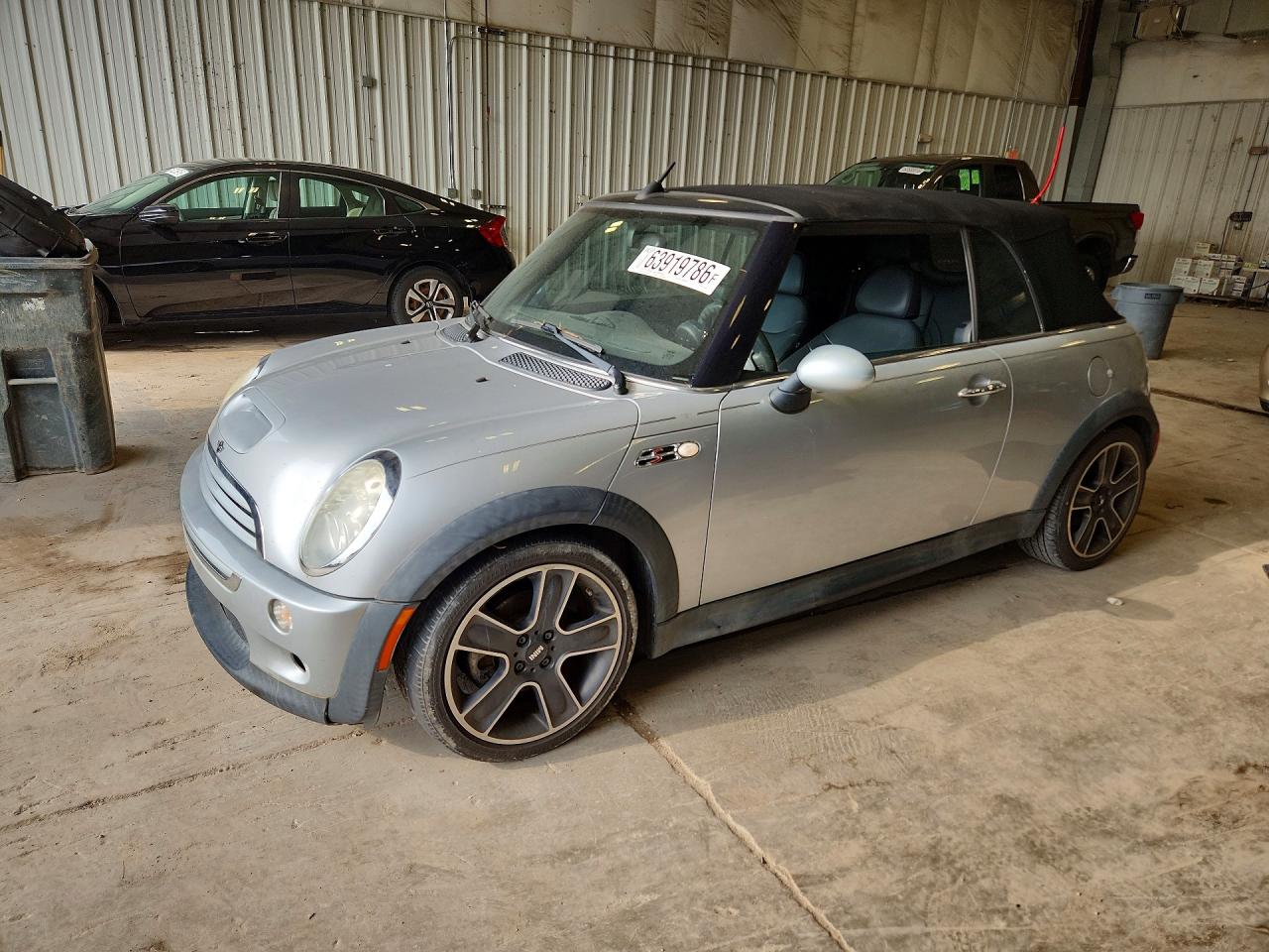 2006 Mini Cooper S Silver vin: WMWRH33536TL93537