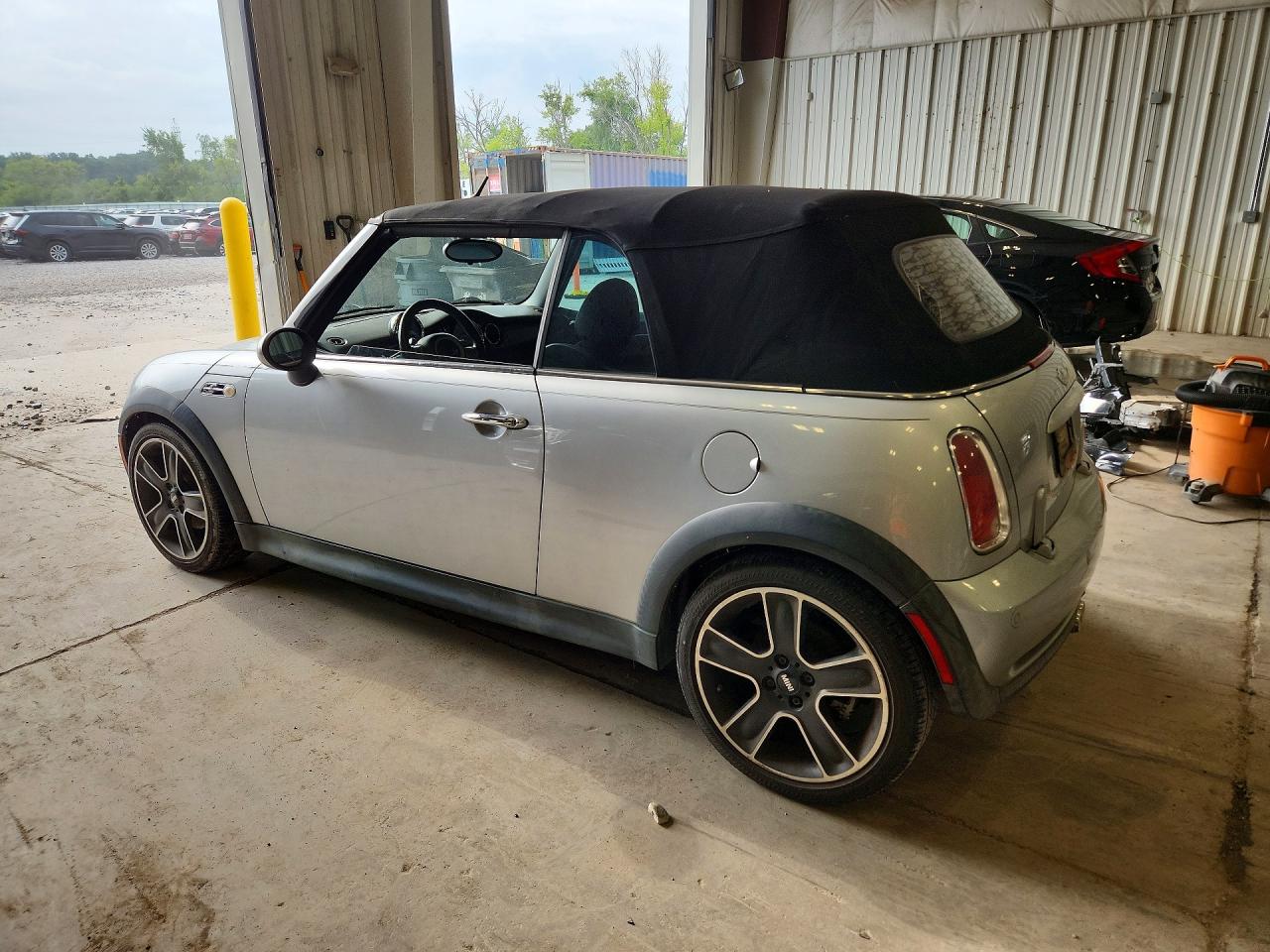 2006 Mini Cooper S Серебряный vin: WMWRH33536TL93537