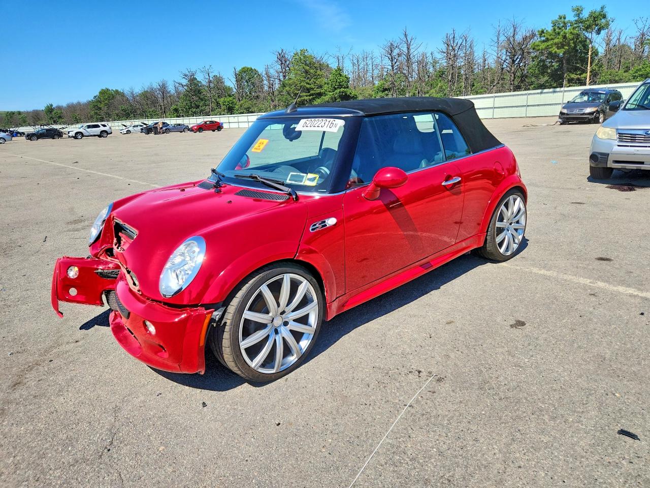 2005 Mini Cooper S Red vin: WMWRH33545TK55956